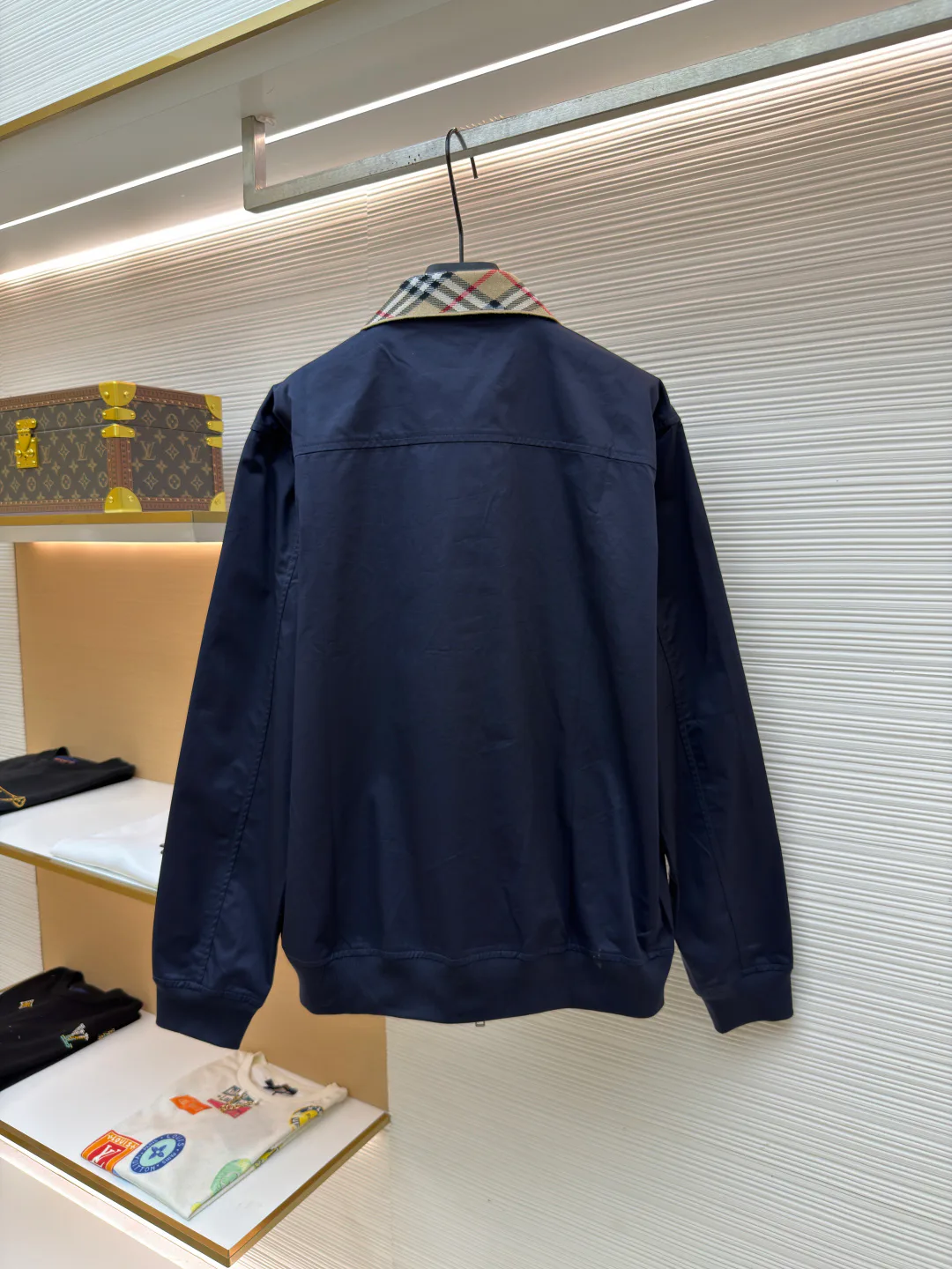 Men's Jackets And Down Jackets BURBERRY 18461356