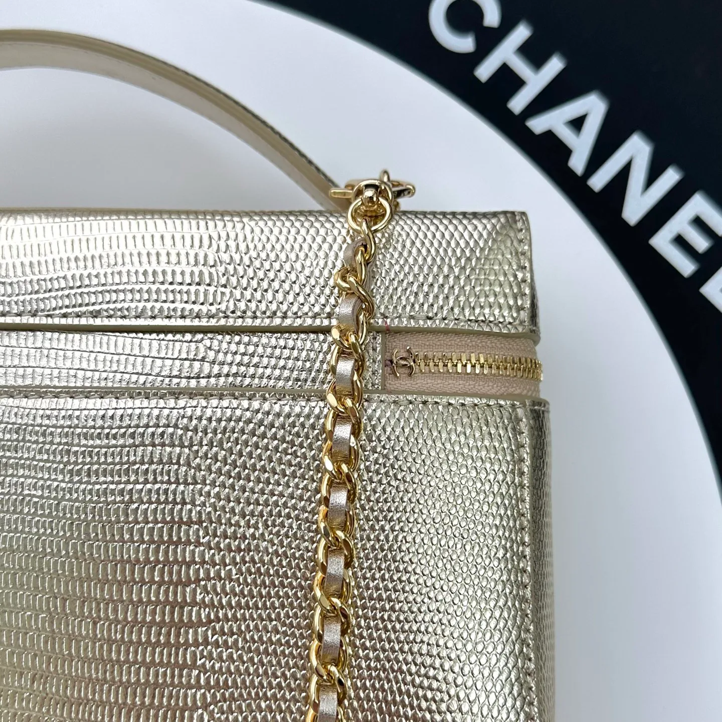Women's Classic Handbags CHANEL 18338039