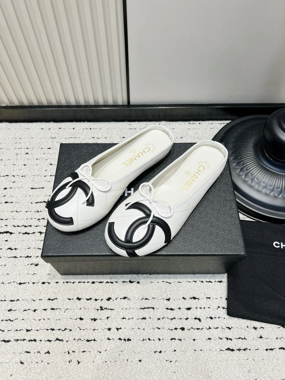 Women's Mules And Clogs CHANEL 17637855