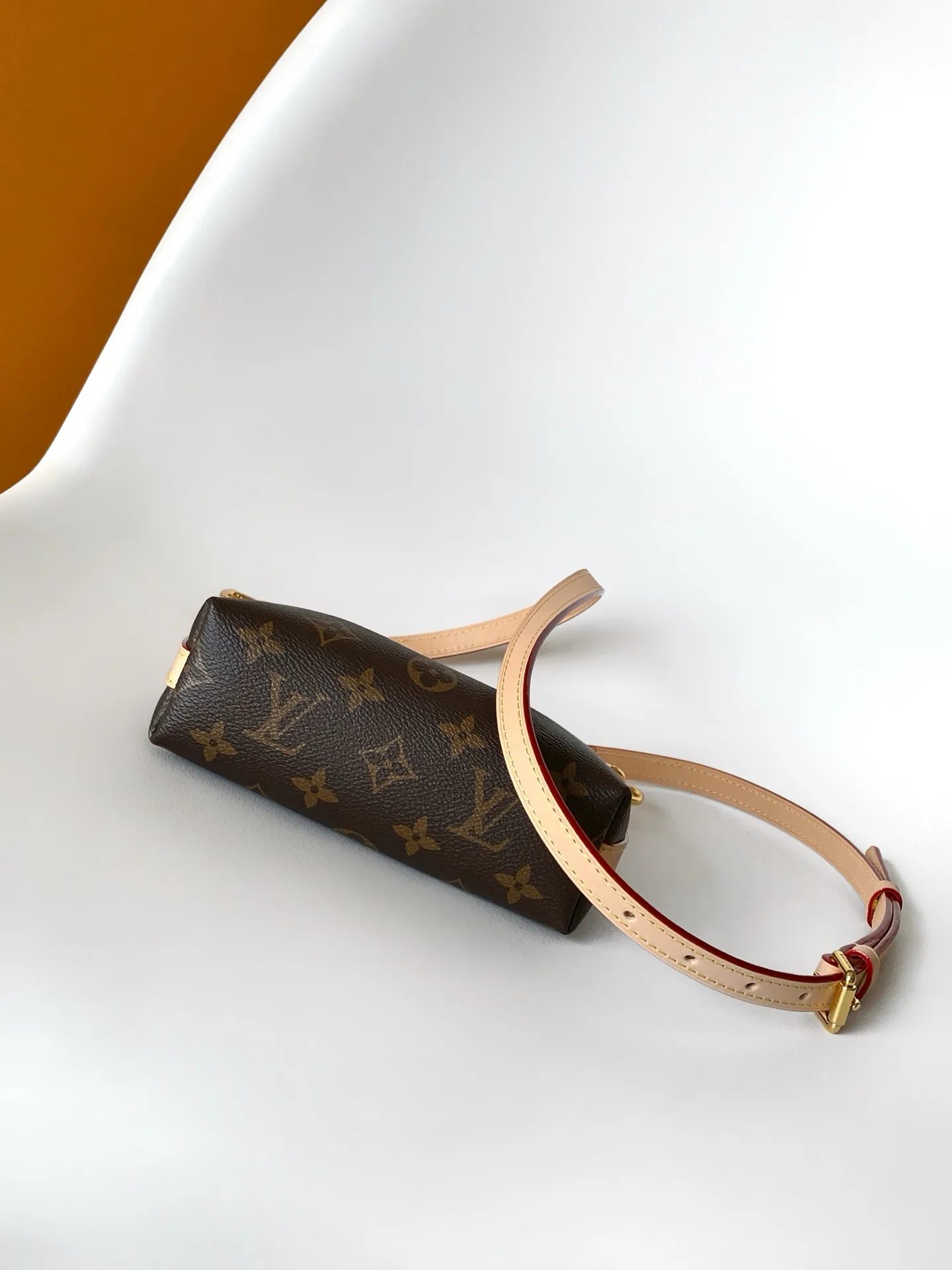 Women's Shoulder Bags LOUIS VUITTON 17428094