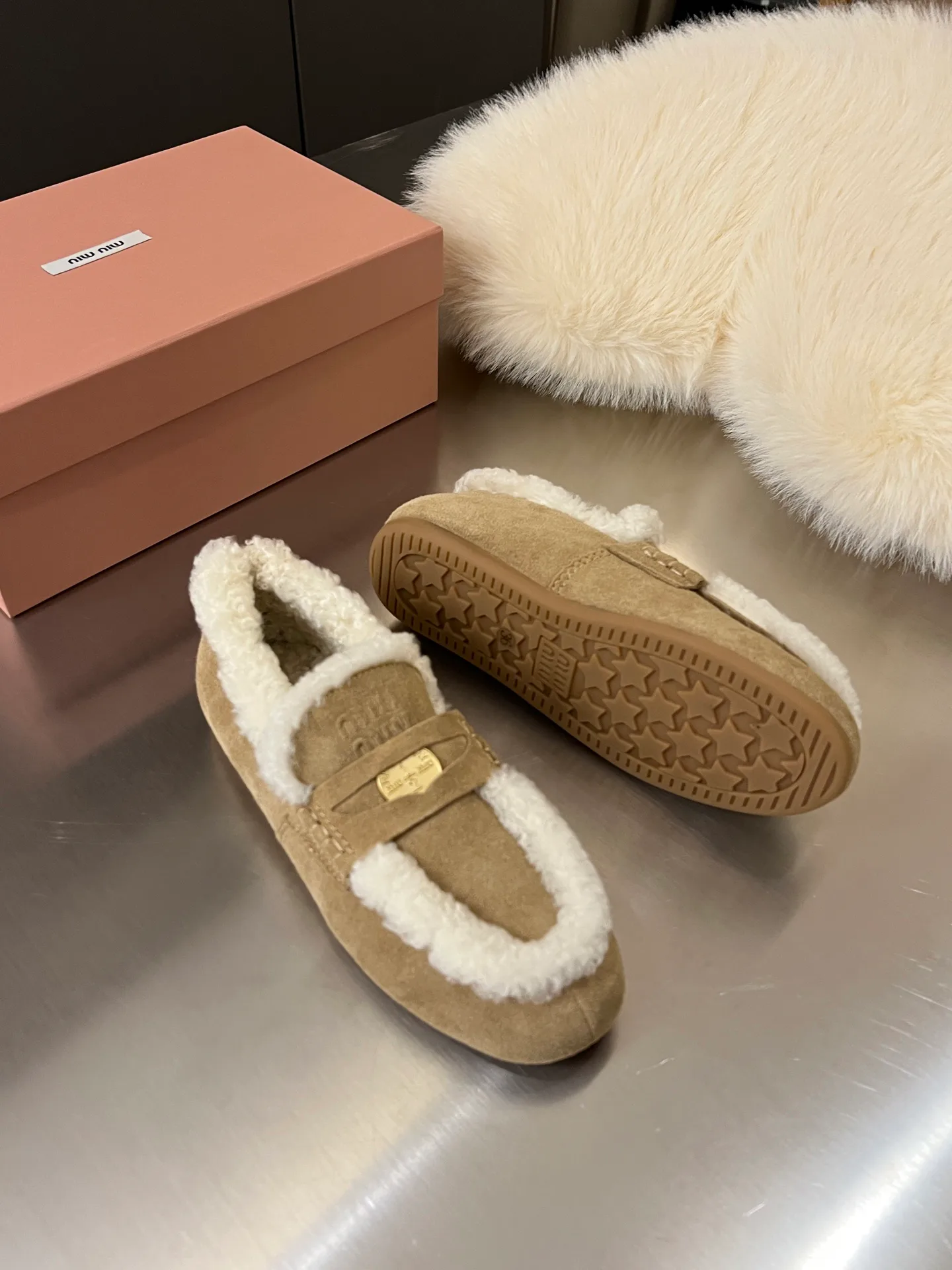 Women's Loafers And Moccasins MIU MIU 17948620