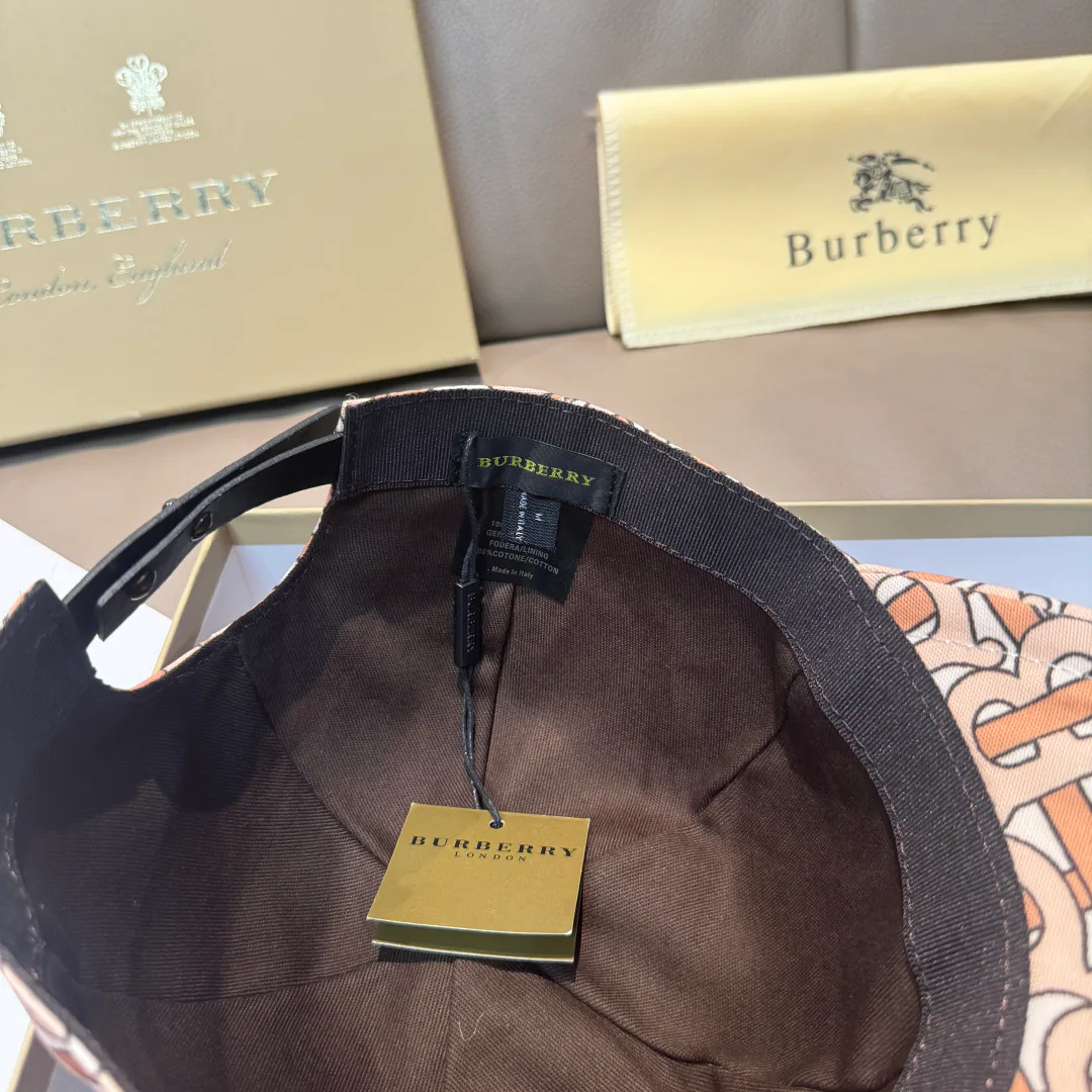 Hats BURBERRY 17515209