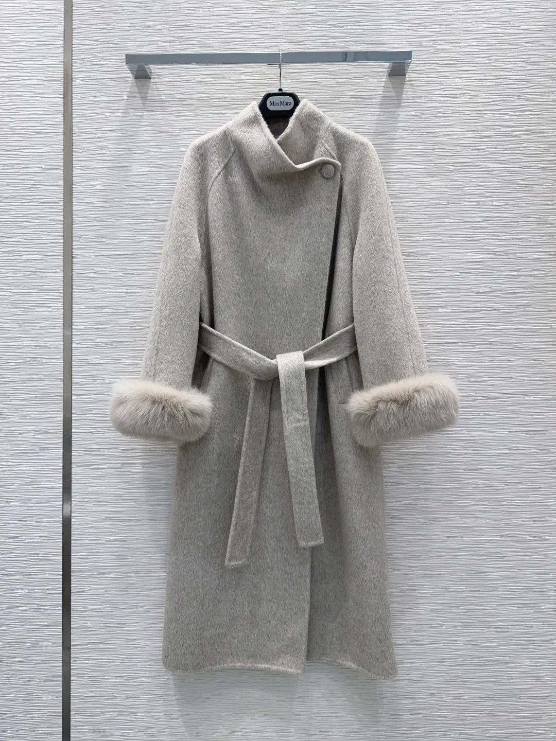 Women's Coats MAX MARA 18456305
