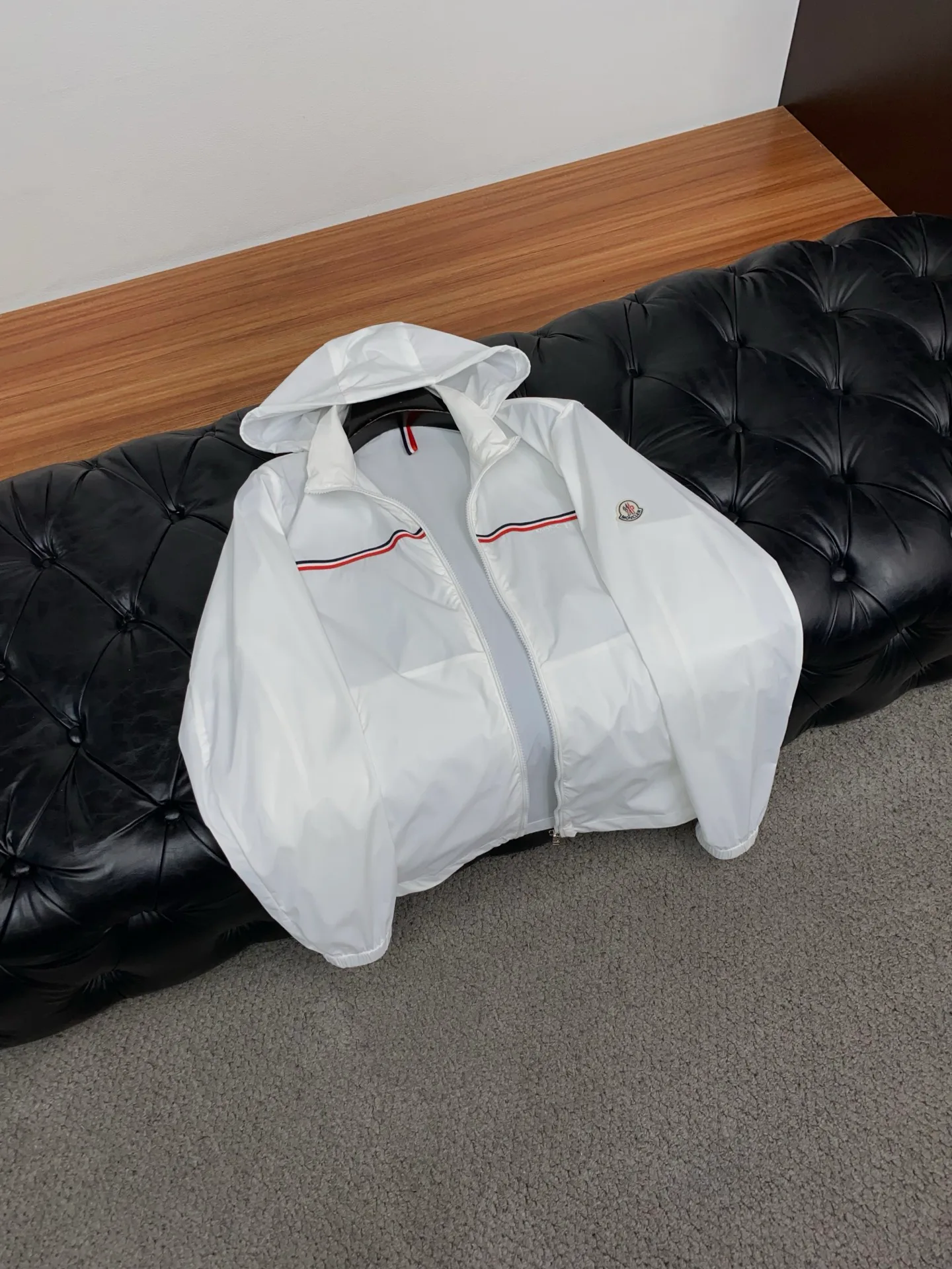 Men's Jackets And Down Jackets MONCLER 17510127