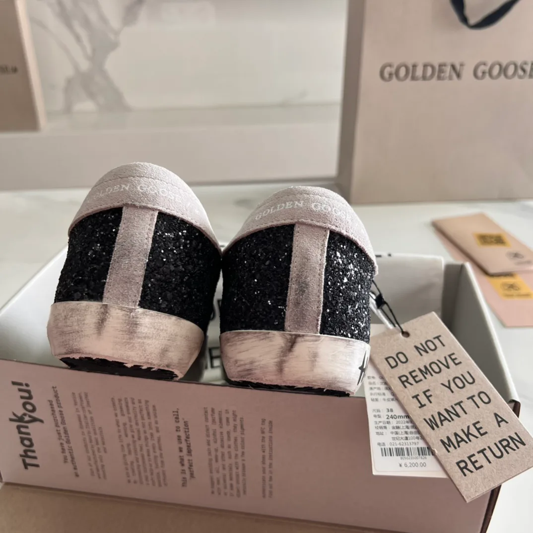 Women's Sneakers GOLDEN GOOSE 16995649