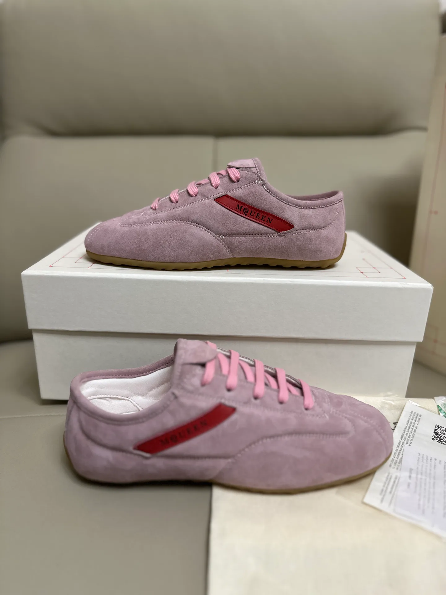 Кроссовки Женские Alexander Mcqueen 18616733