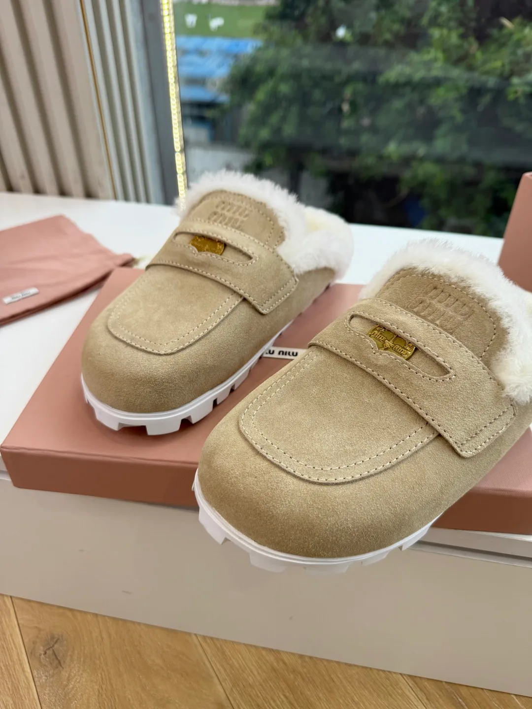 Women's Mules And Clogs MIU MIU 17978219