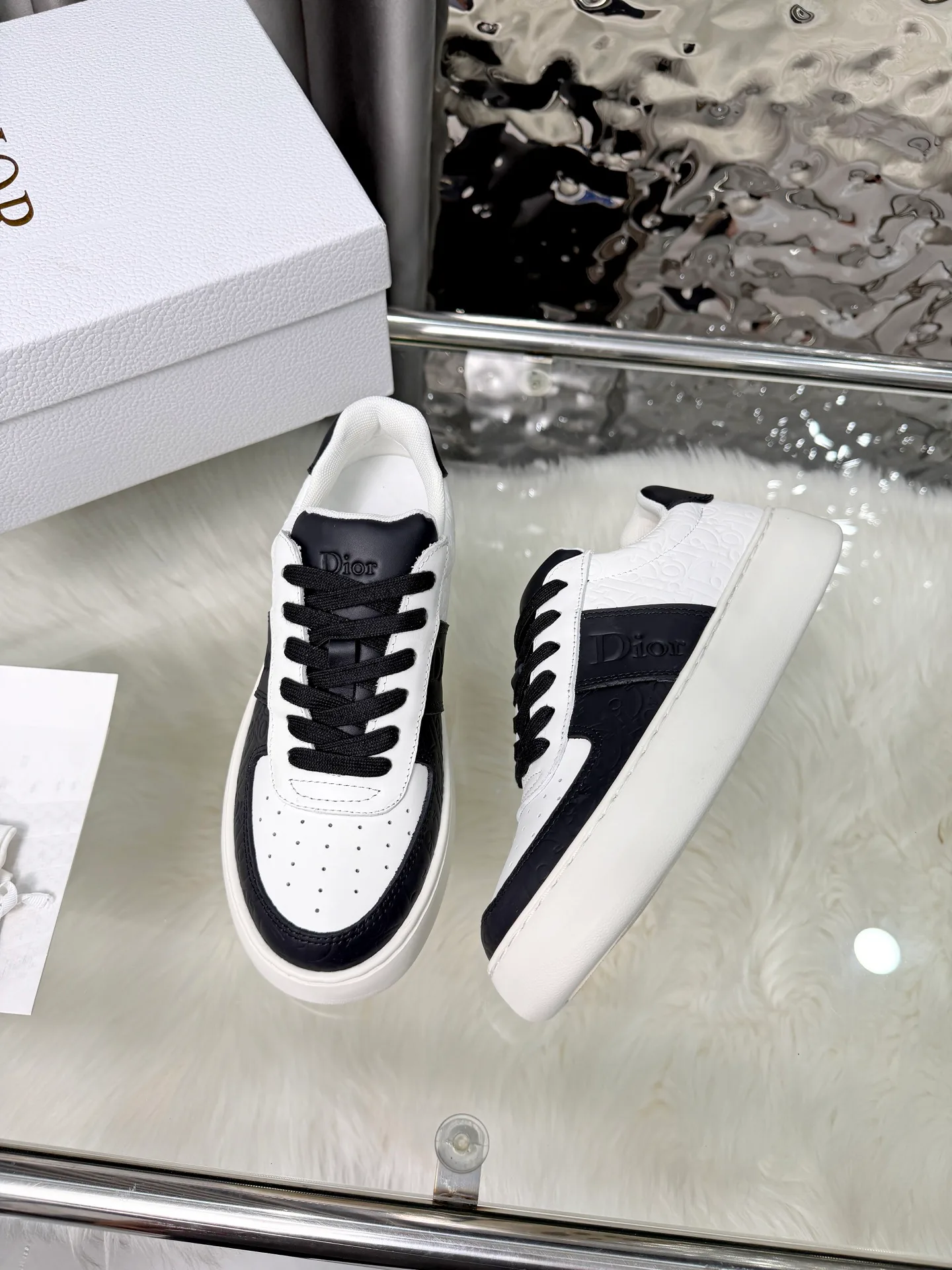 Women's Sneakers CHRISTIAN DIOR 18366786
