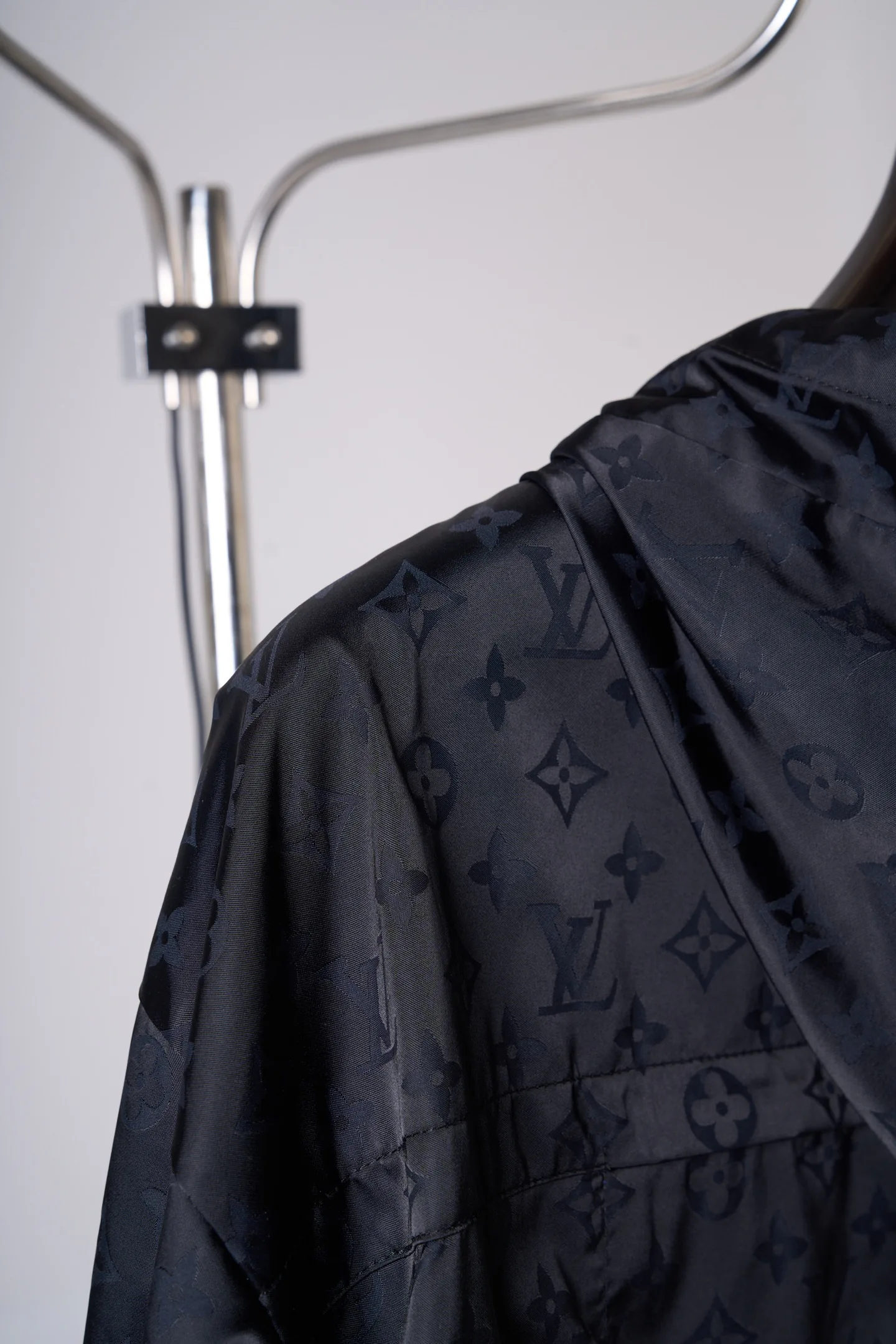 Men's Jackets And Down Jackets LOUIS VUITTON 18179056