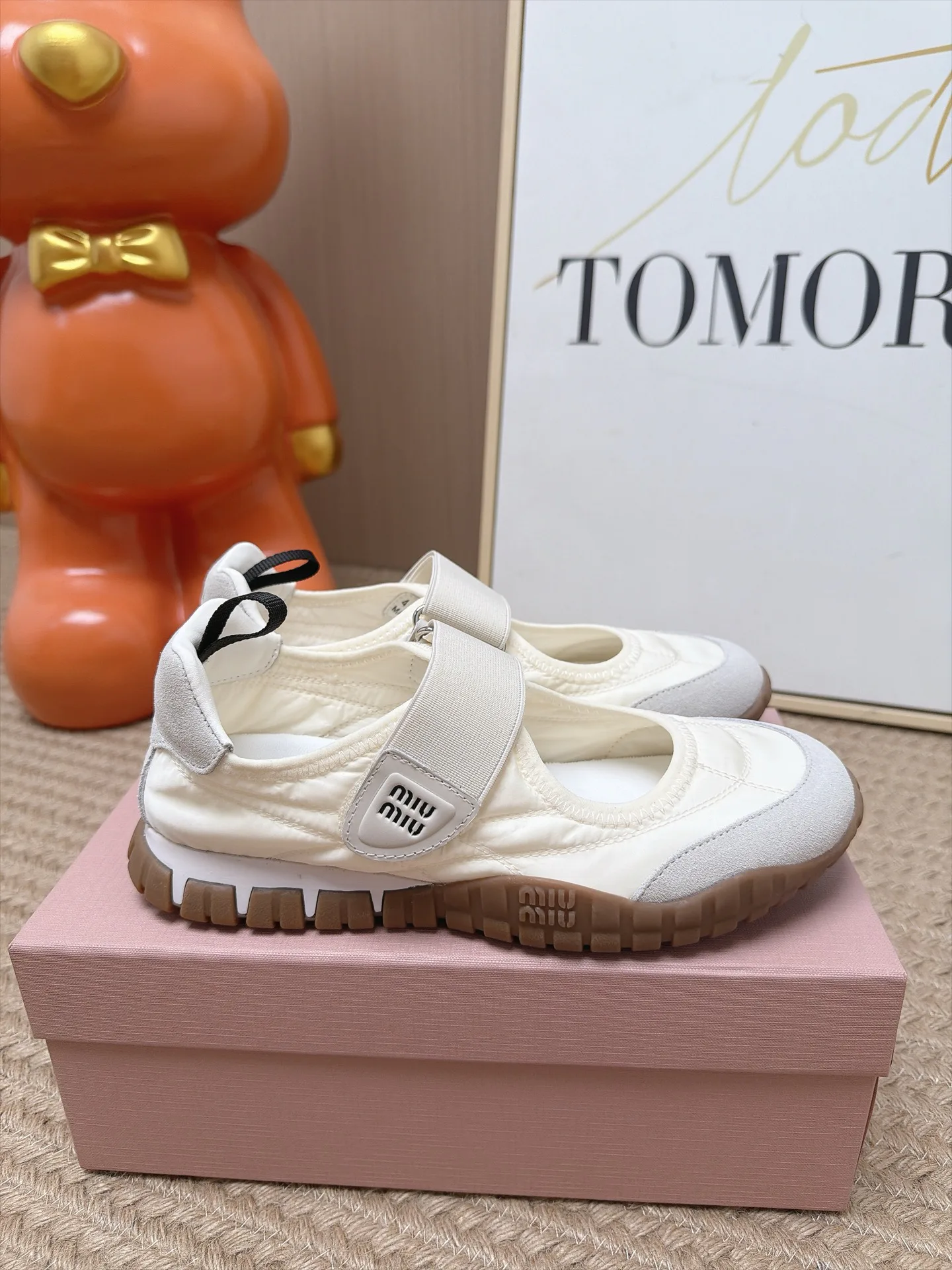 Women's Sneakers MIU MIU 18063017