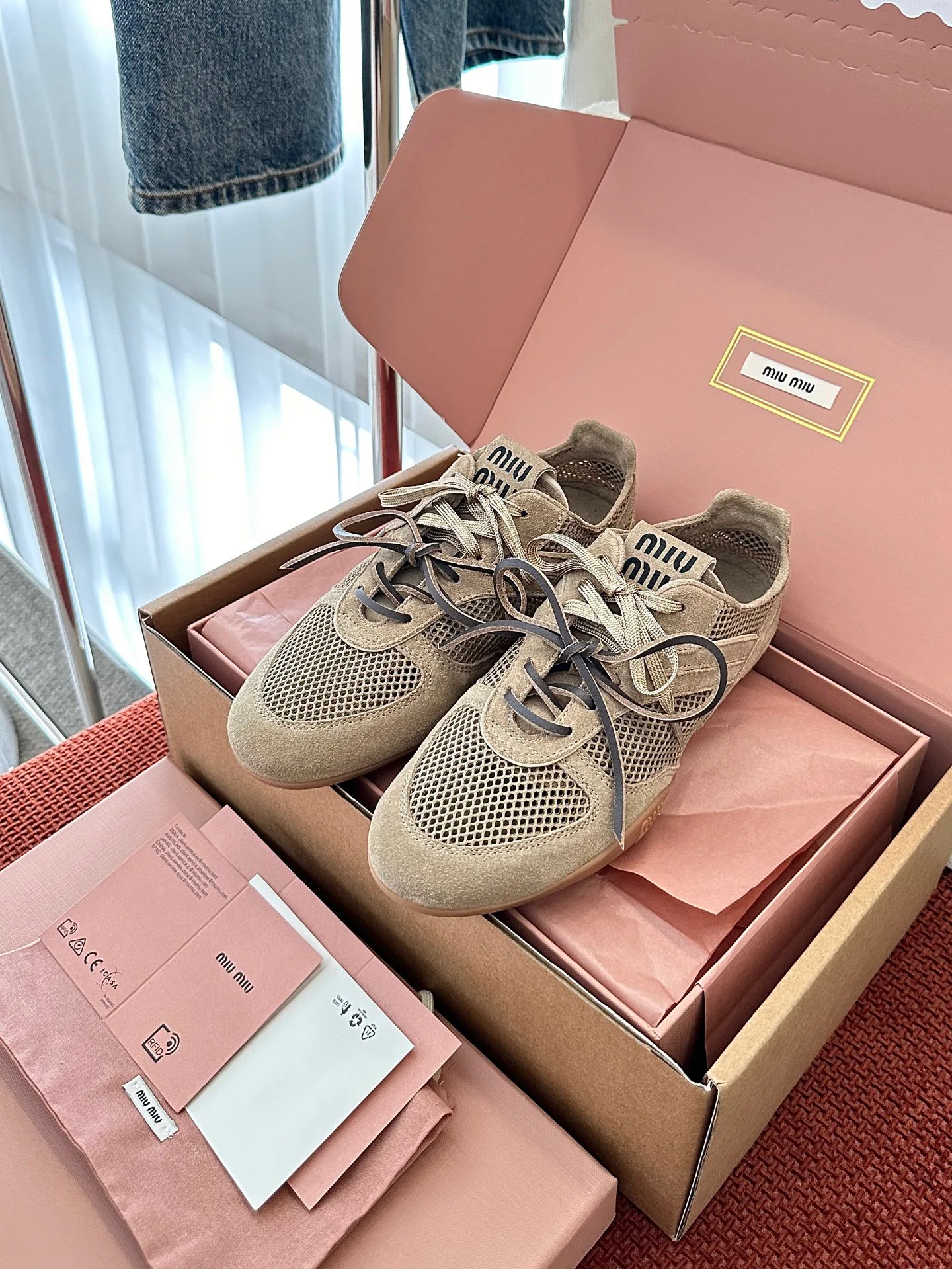 Women's Sneakers MIU MIU 17941737