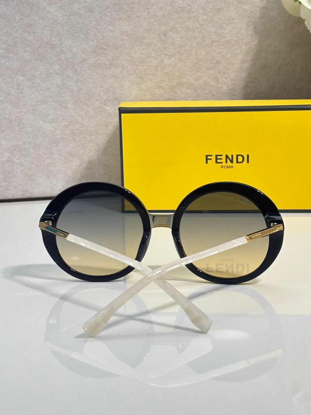 Glasses FENDI 18059743