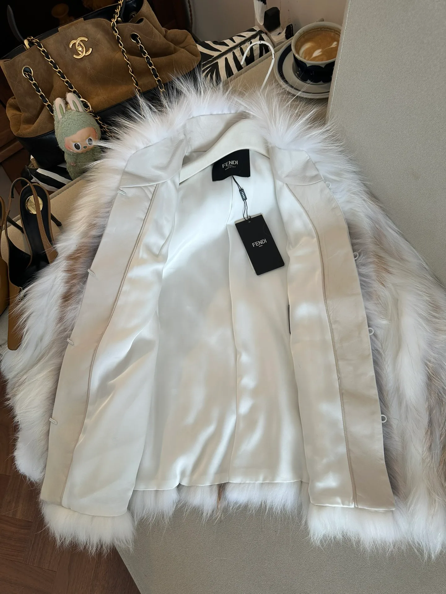 Women's Fur Coats FENDI 18437634