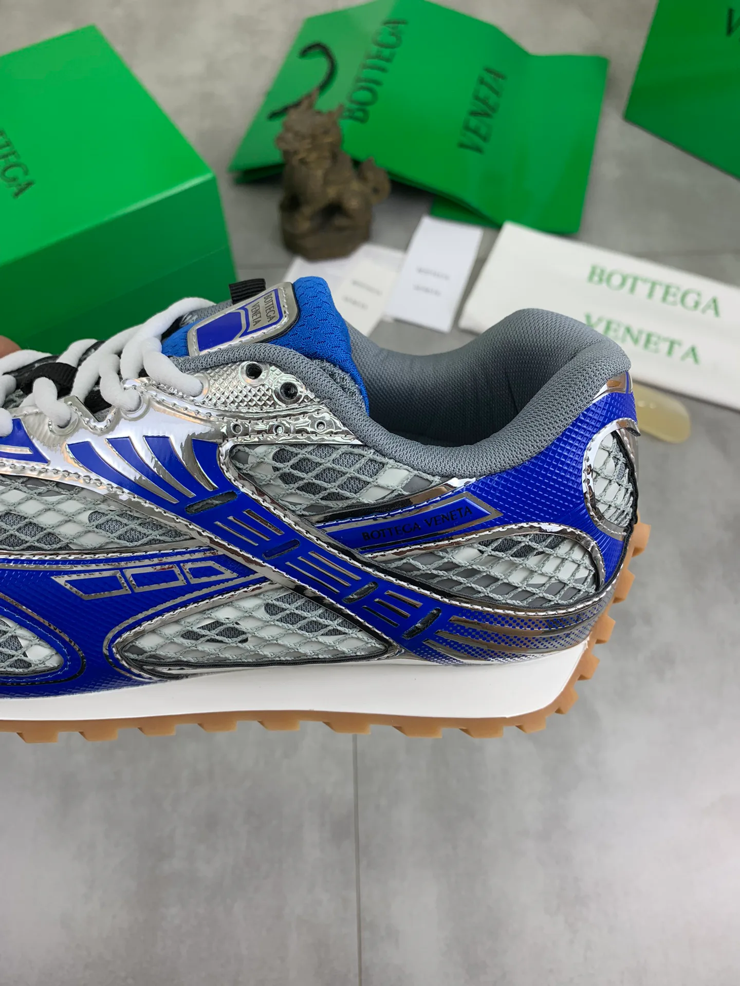 Women's Sneakers BOTTEGA VENETA 18365176
