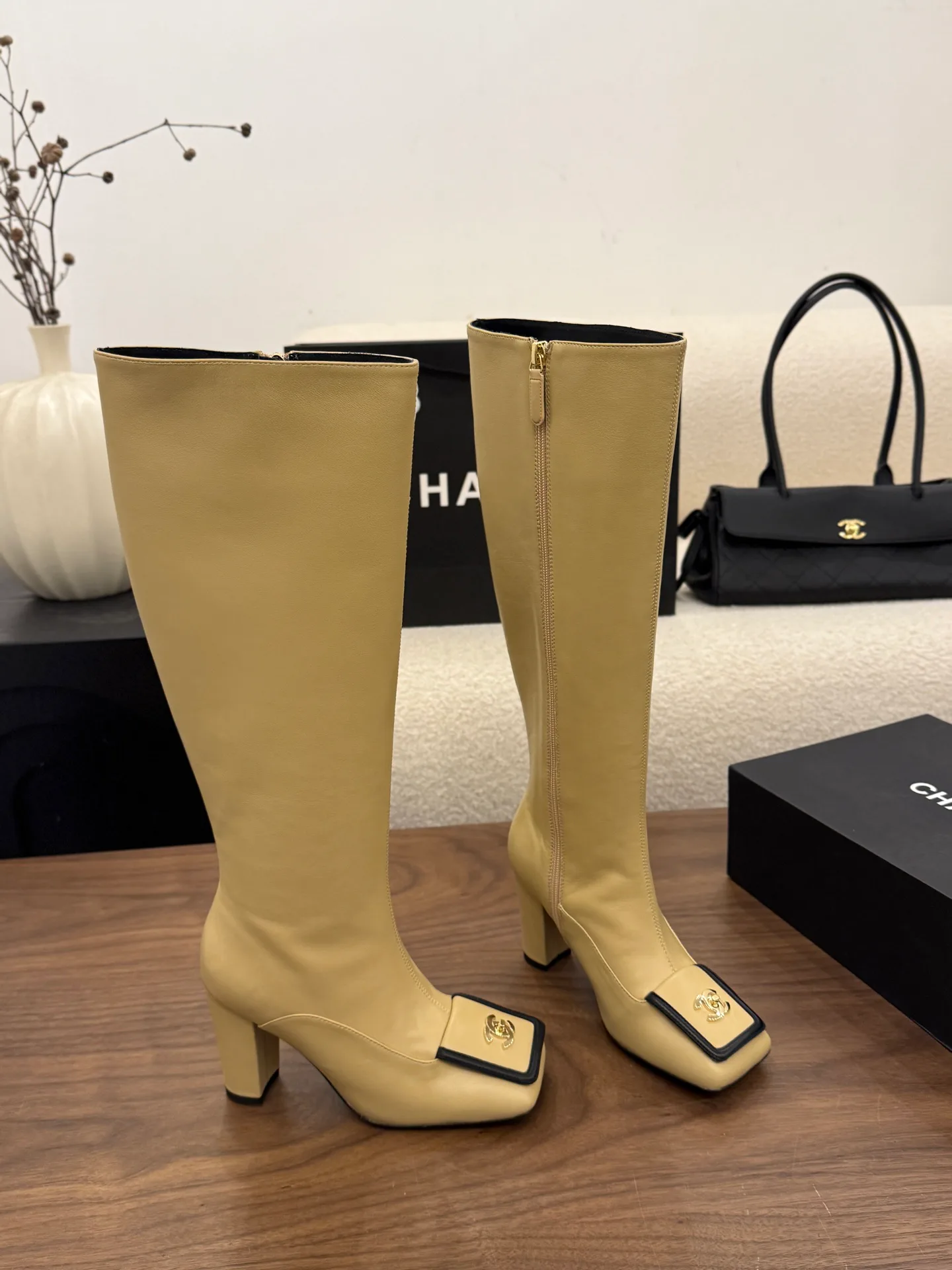 Women's Boots CHANEL 18440771