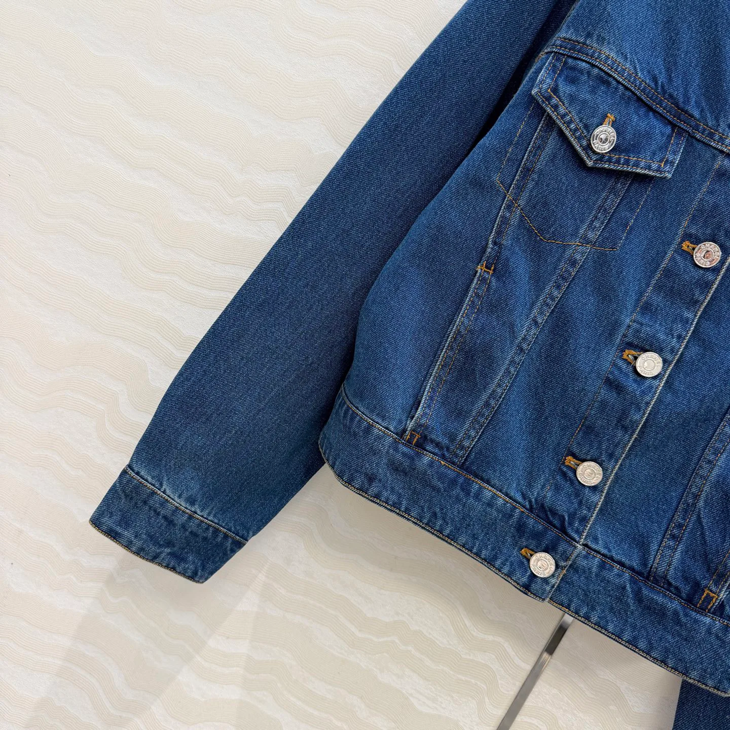 Women's Jackets And Down Jackets CHANEL 18138168
