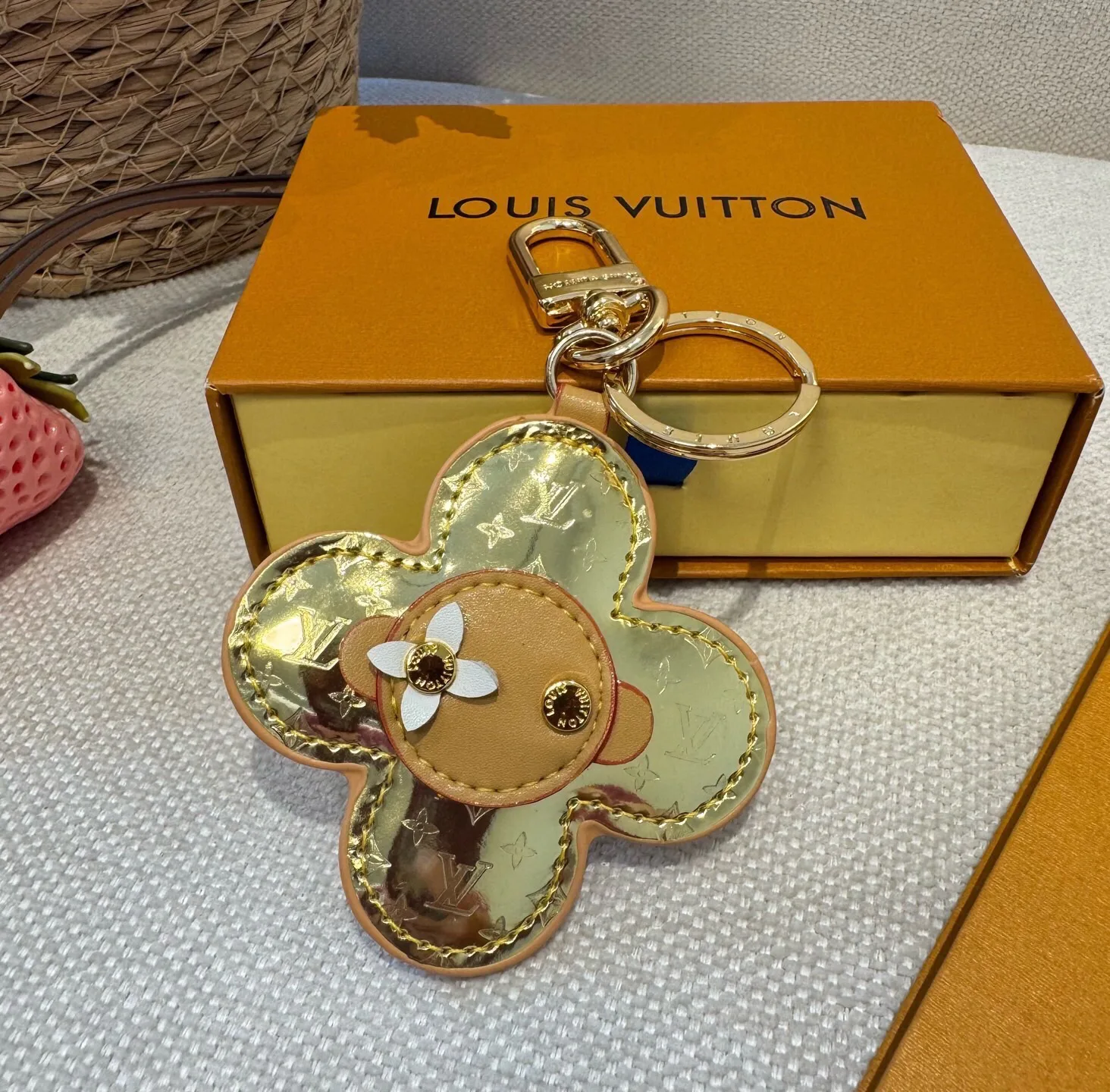 Key Cases LOUIS VUITTON 18013300