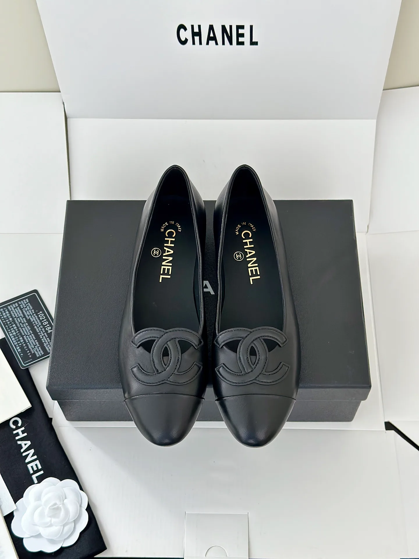 Women's Ballet Flats CHANEL 18143033