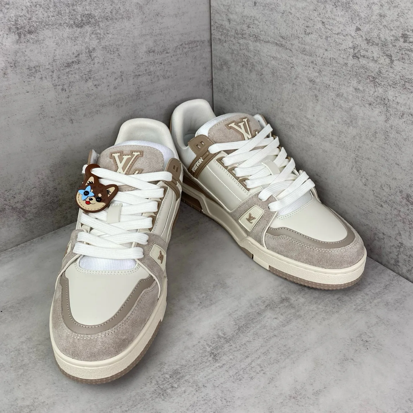Women's Sneakers LOUIS VUITTON 17961751