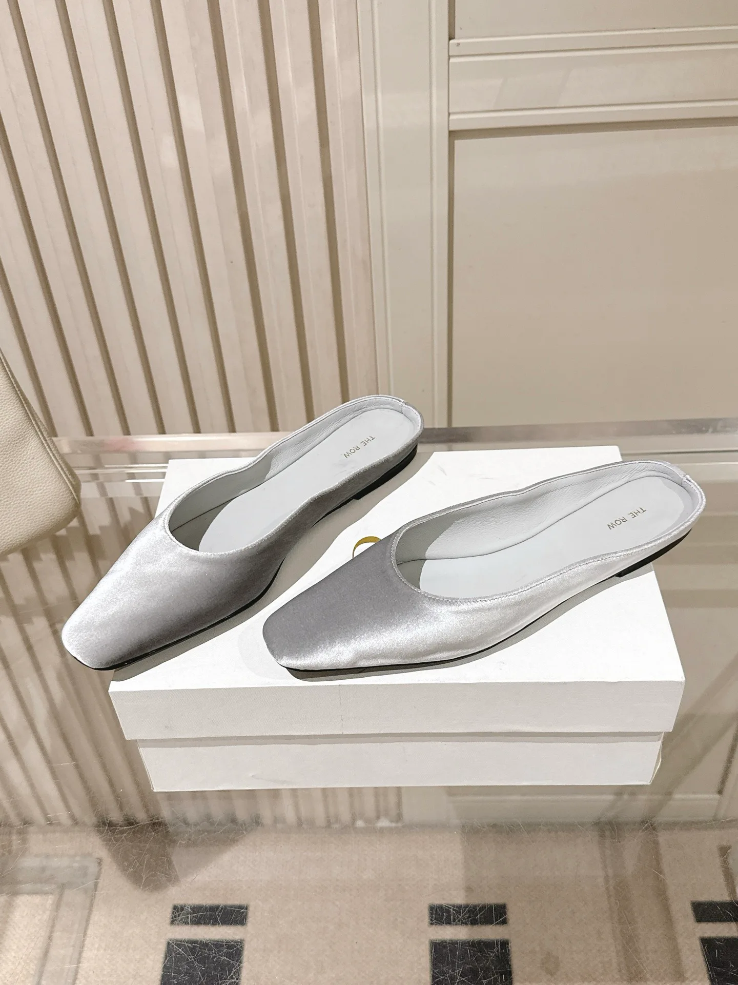 Women's Mules And Clogs THE ROW 18063170
