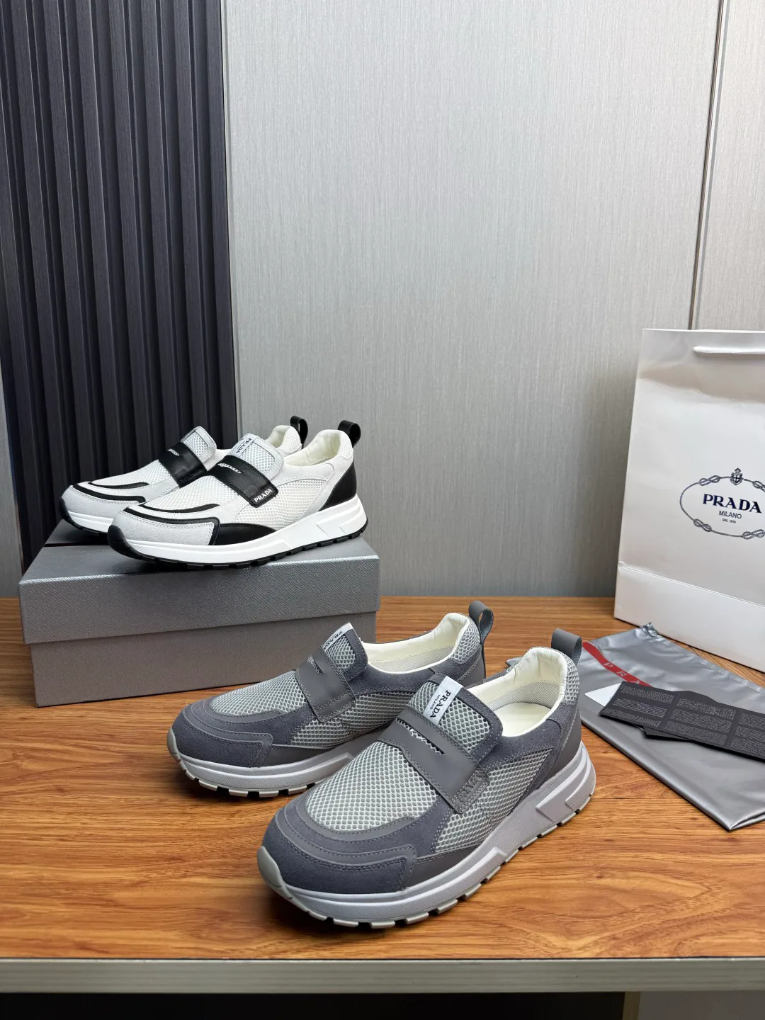 Men's Sneakers PRADA 17814138