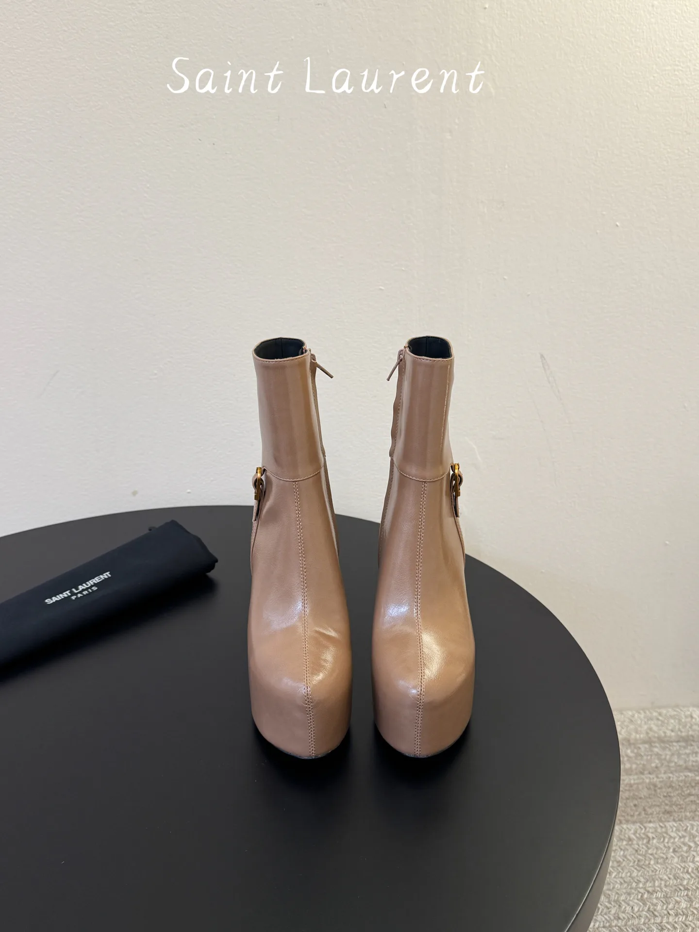 Women's Booties SAINT LAURENT 18241677