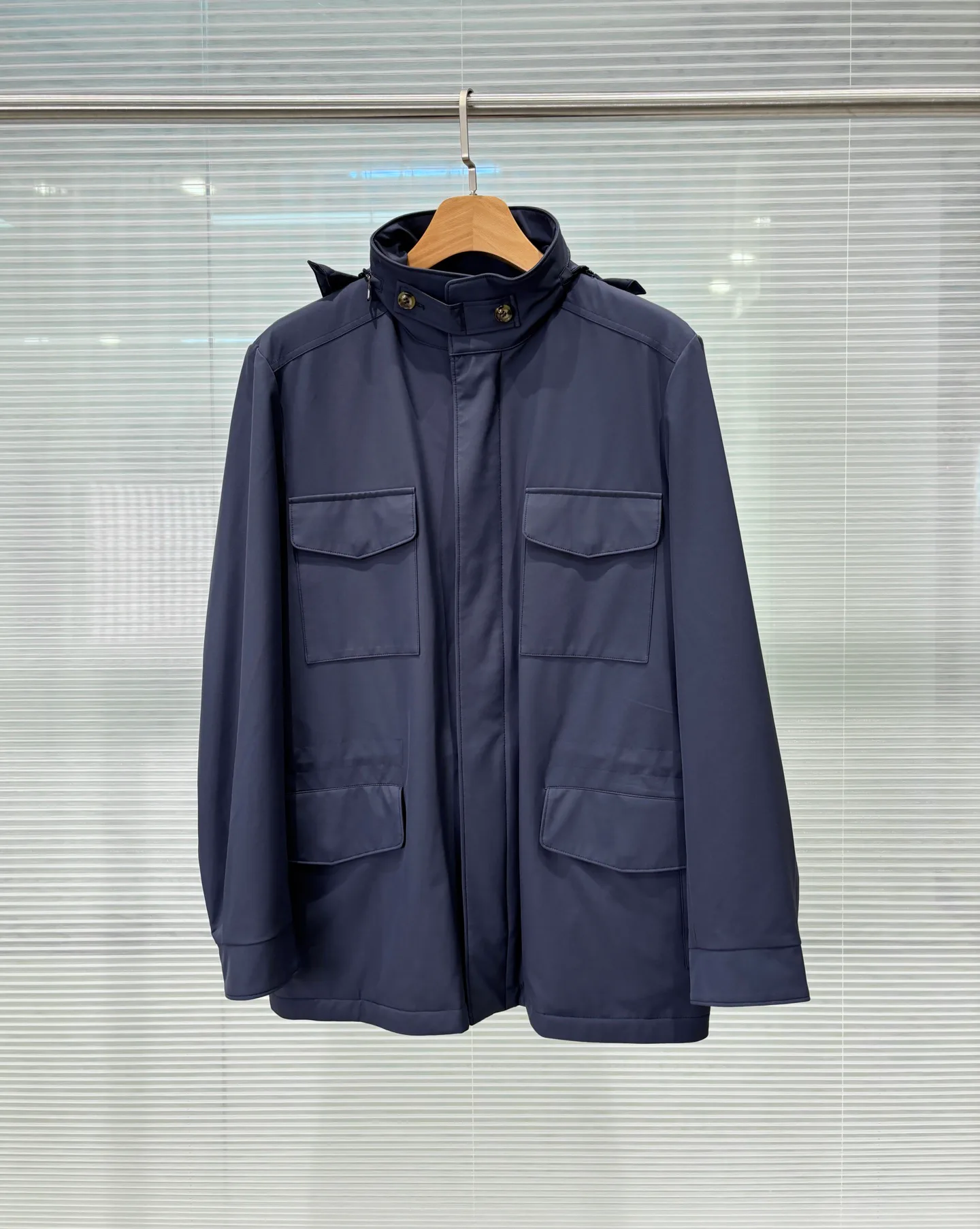 Men's Jackets And Down Jackets LORO PIANA 17641987