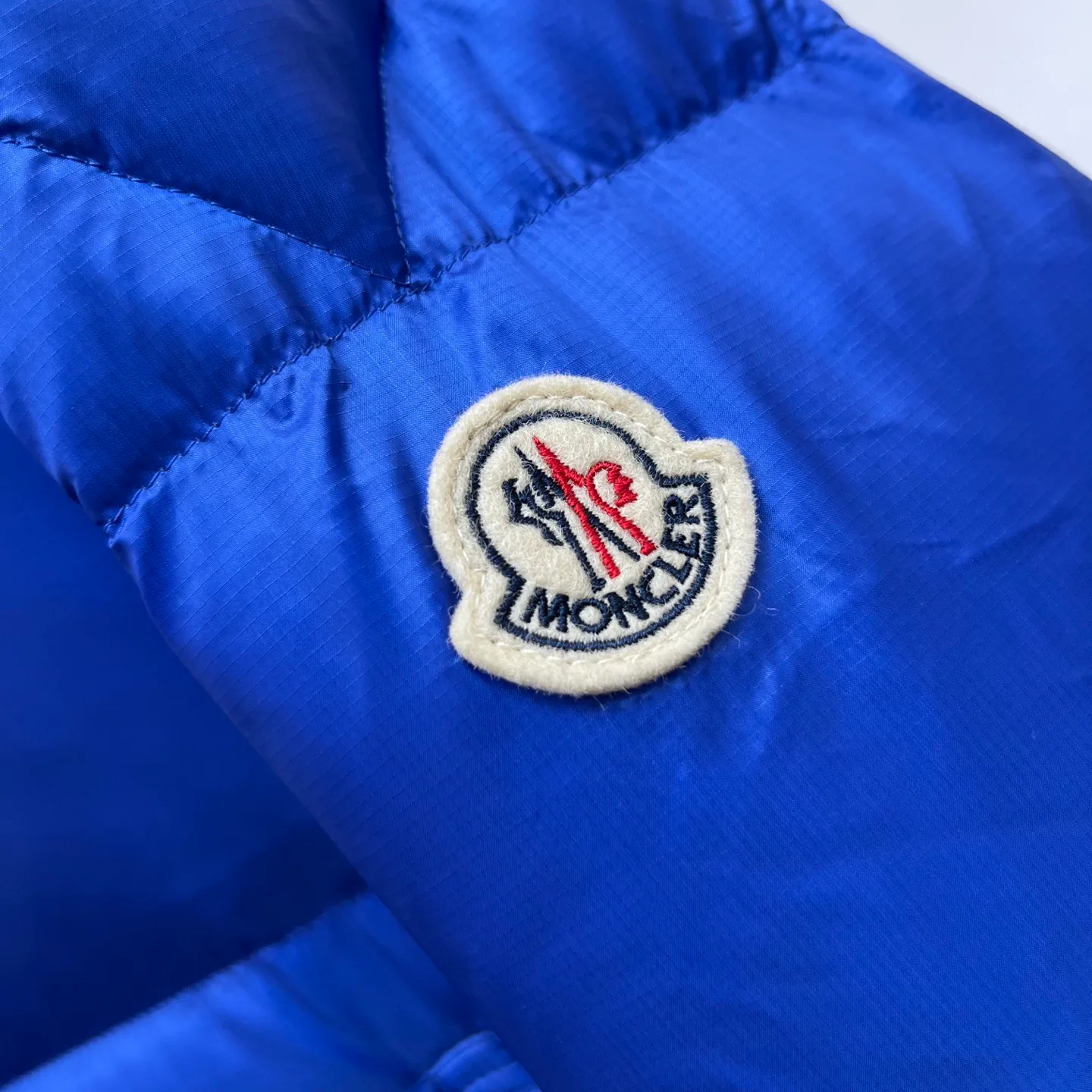 Women's Jackets And Down Jackets MONCLER 18178507