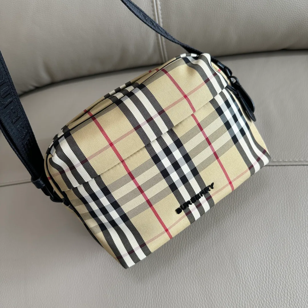 Women's Shoulder Bags BURBERRY 17834806