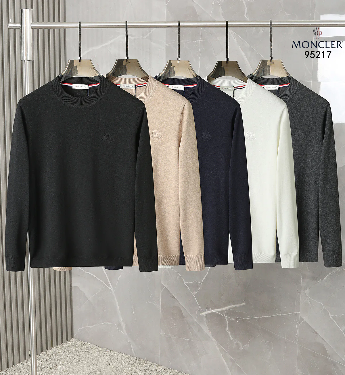 Men's Jumpers And Sweaters MONCLER 17993780