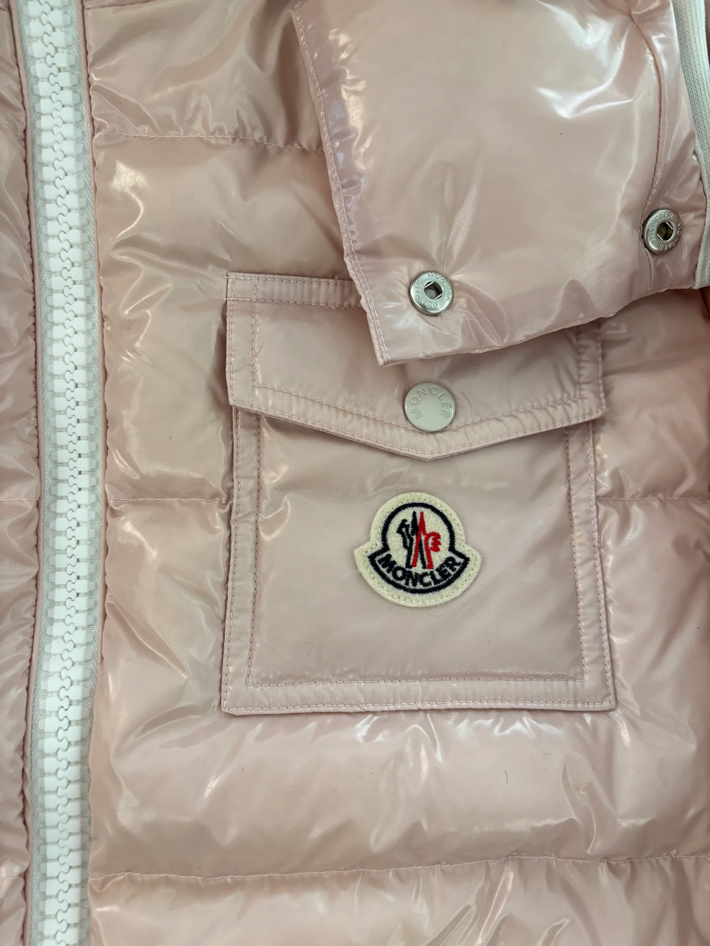 Women's Jackets And Down Jackets MONCLER 18468705