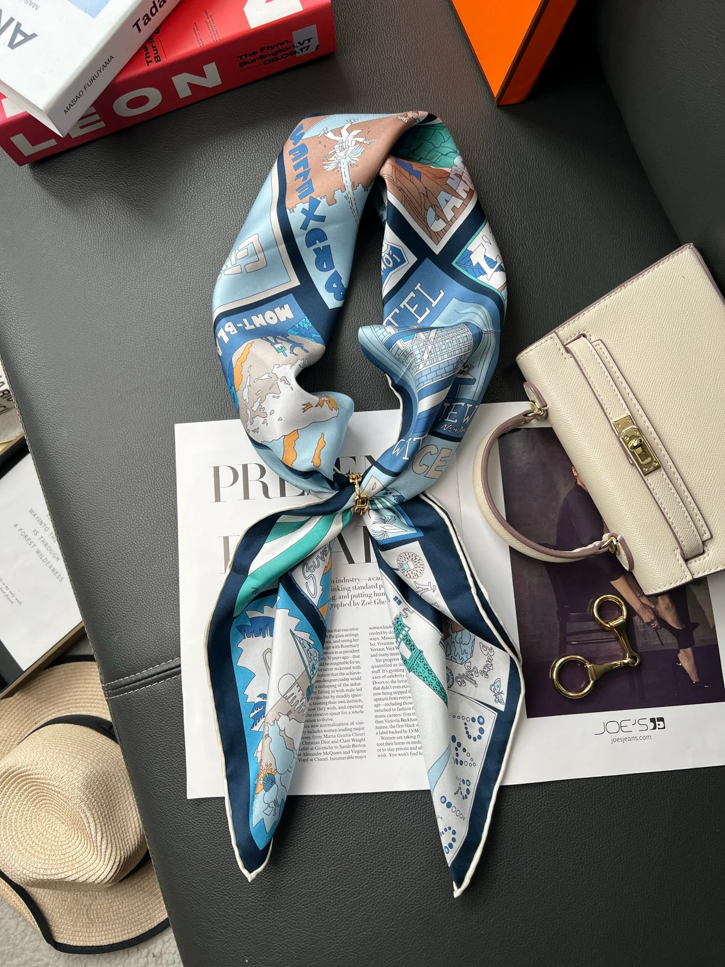 Silk Scarves HERMES 18093494