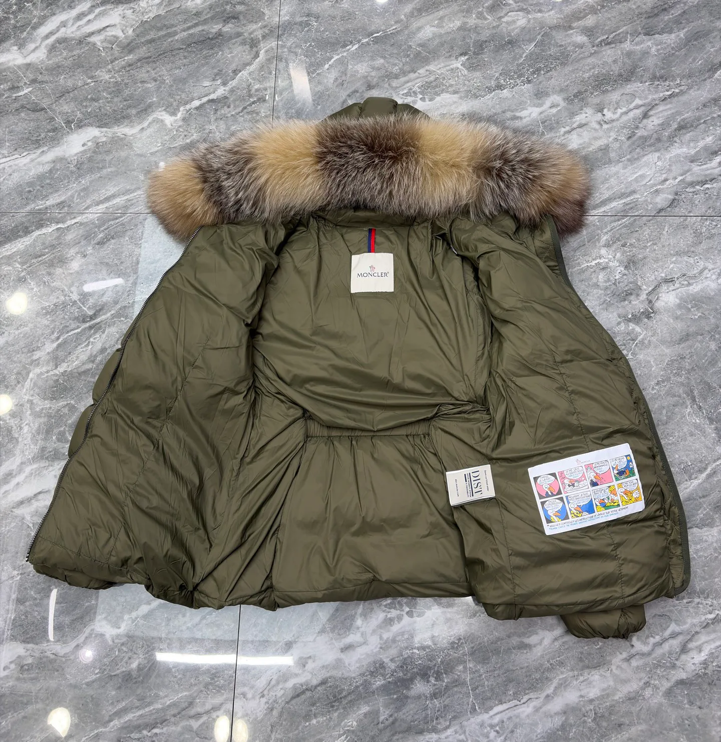 Women's Jackets And Down Jackets MONCLER 17801595