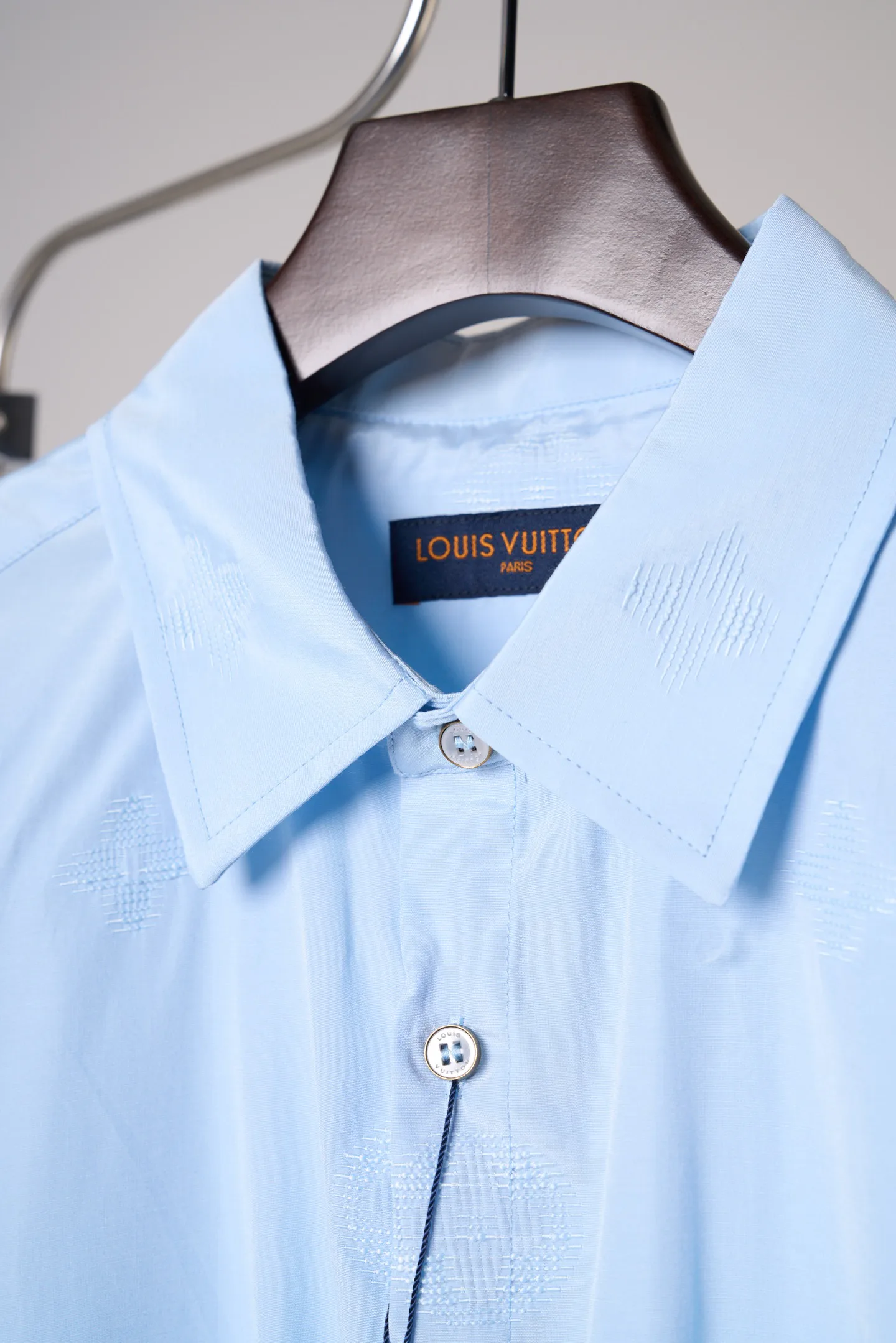 Men's Shirts LOUIS VUITTON 18179076