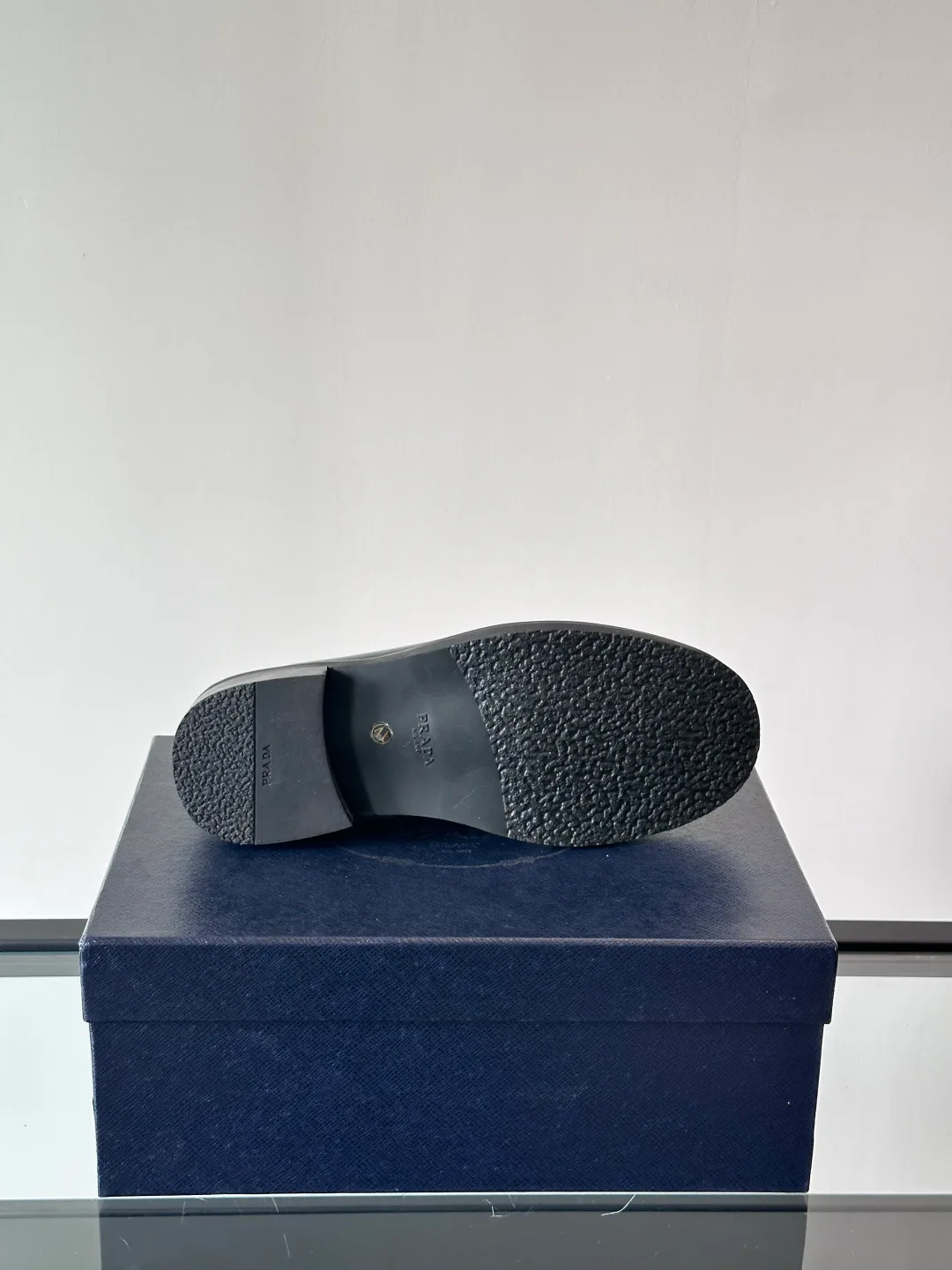 Men's Loafers And Dress Shoes PRADA 17715978
