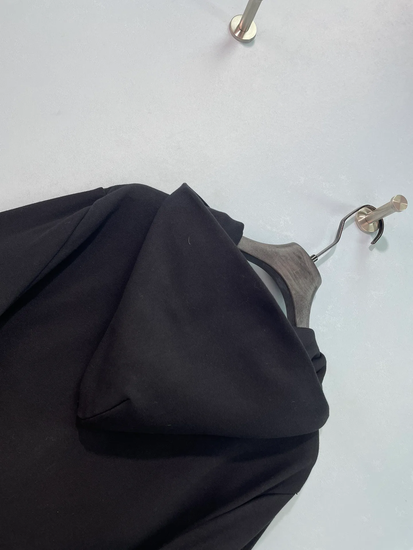 Women's Jackets And Down Jackets MONCLER 18513383