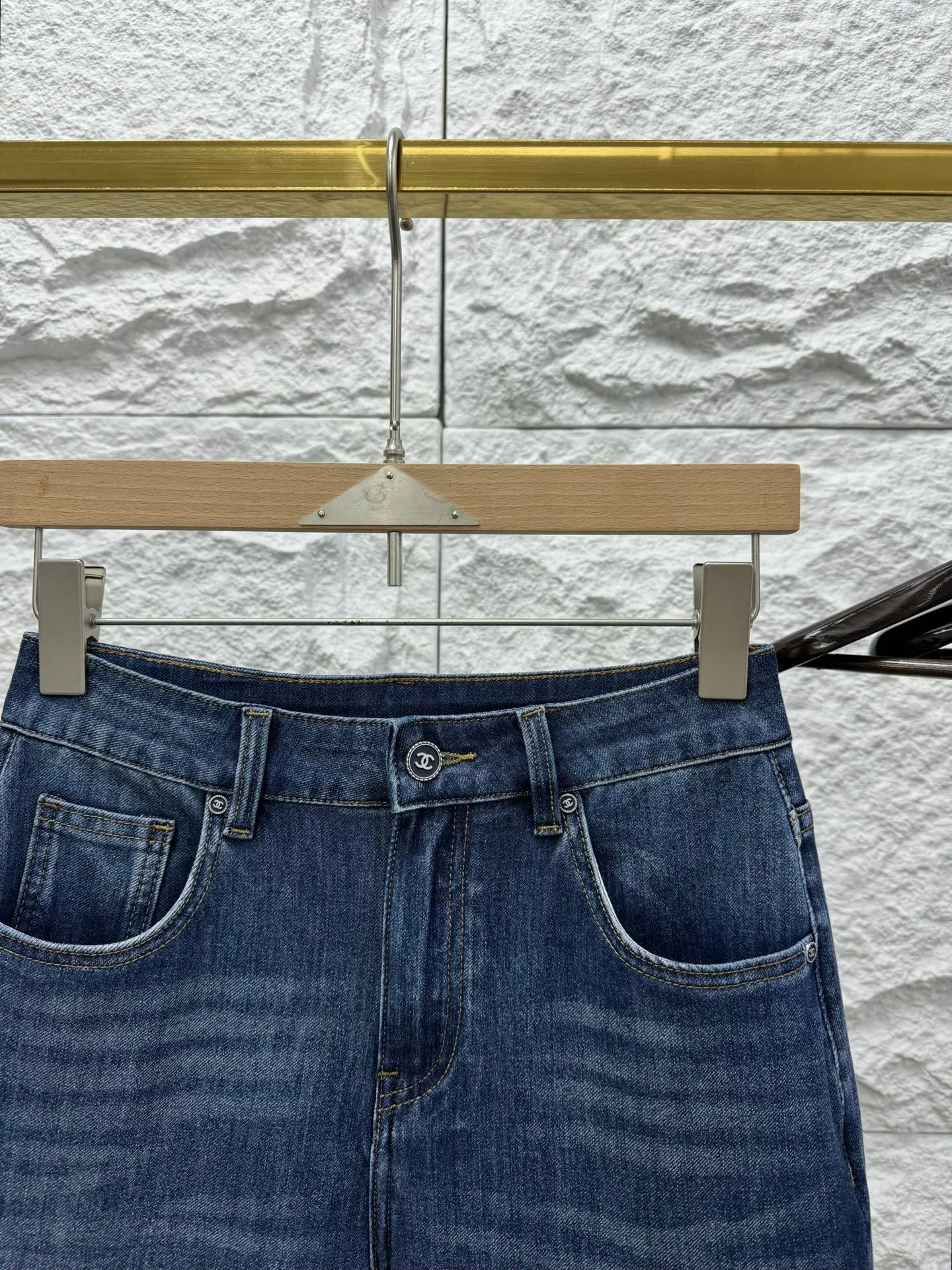 Women's Jeans CHANEL 17871382