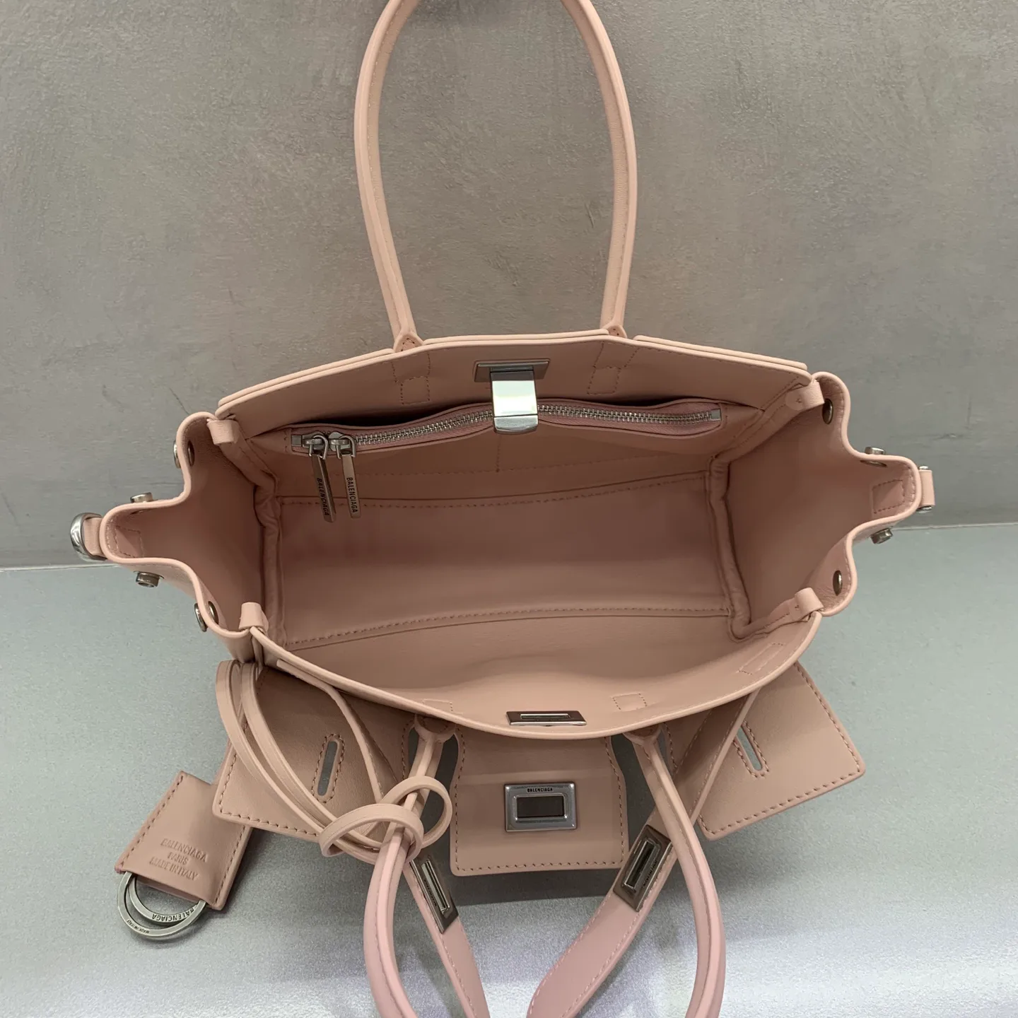 Women's Classic Handbags BALENCIAGA 17234033