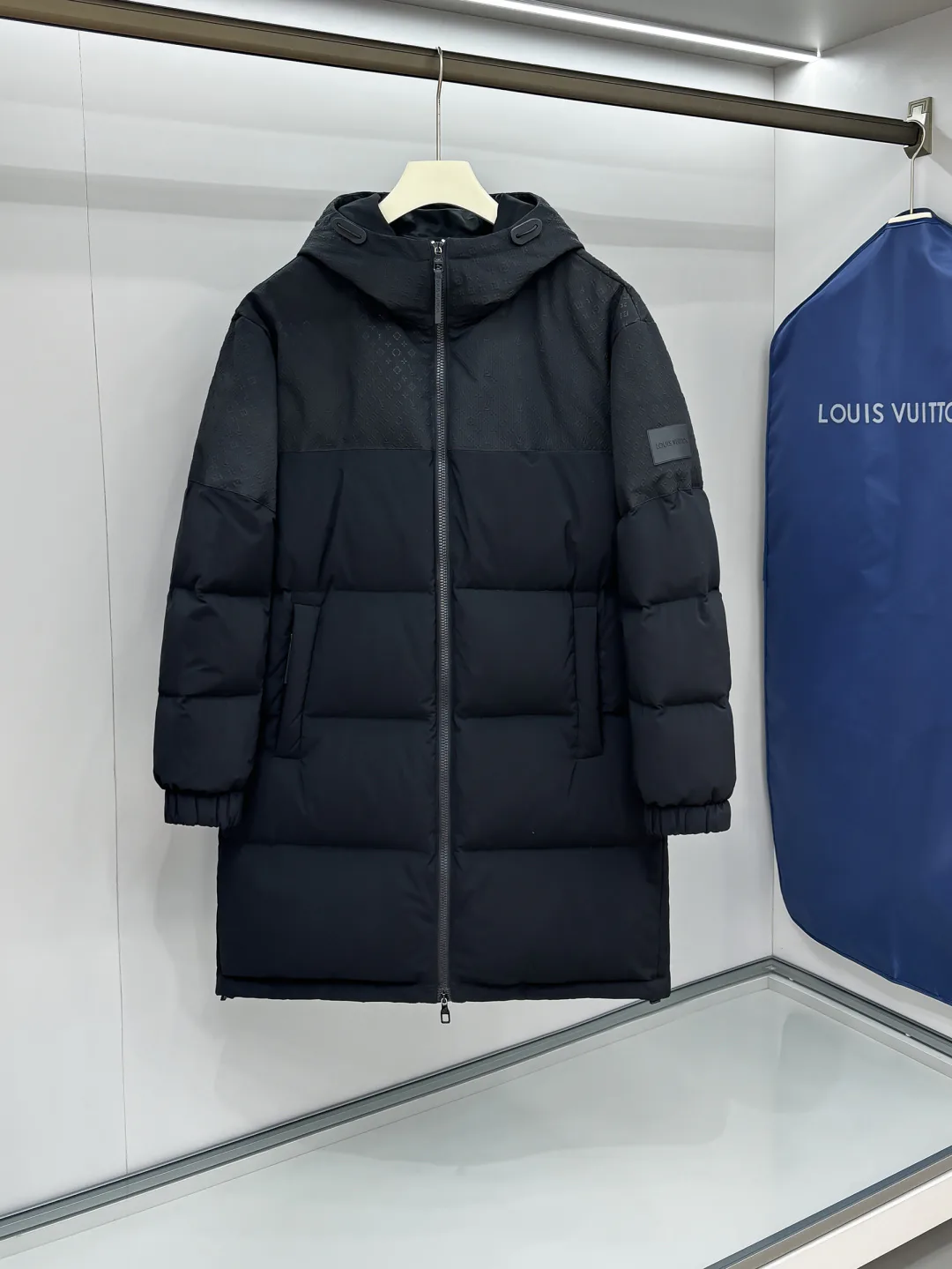 Men's Jackets And Down Jackets LOUIS VUITTON 18295887