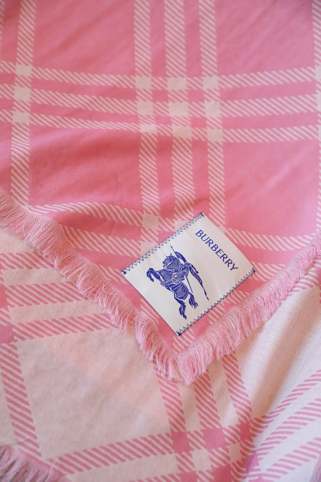 Scarves BURBERRY 18419149