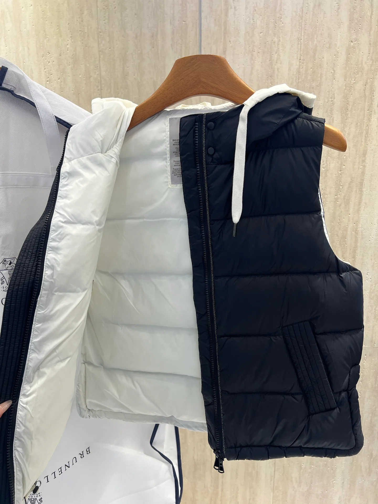 Women's Vests BRUNELLO CUCINELLI 18417987