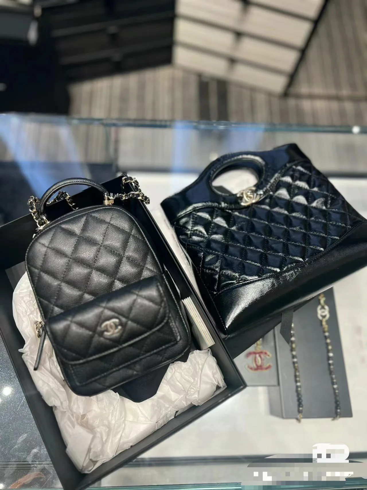 Women's Classic Handbags CHANEL 18066114