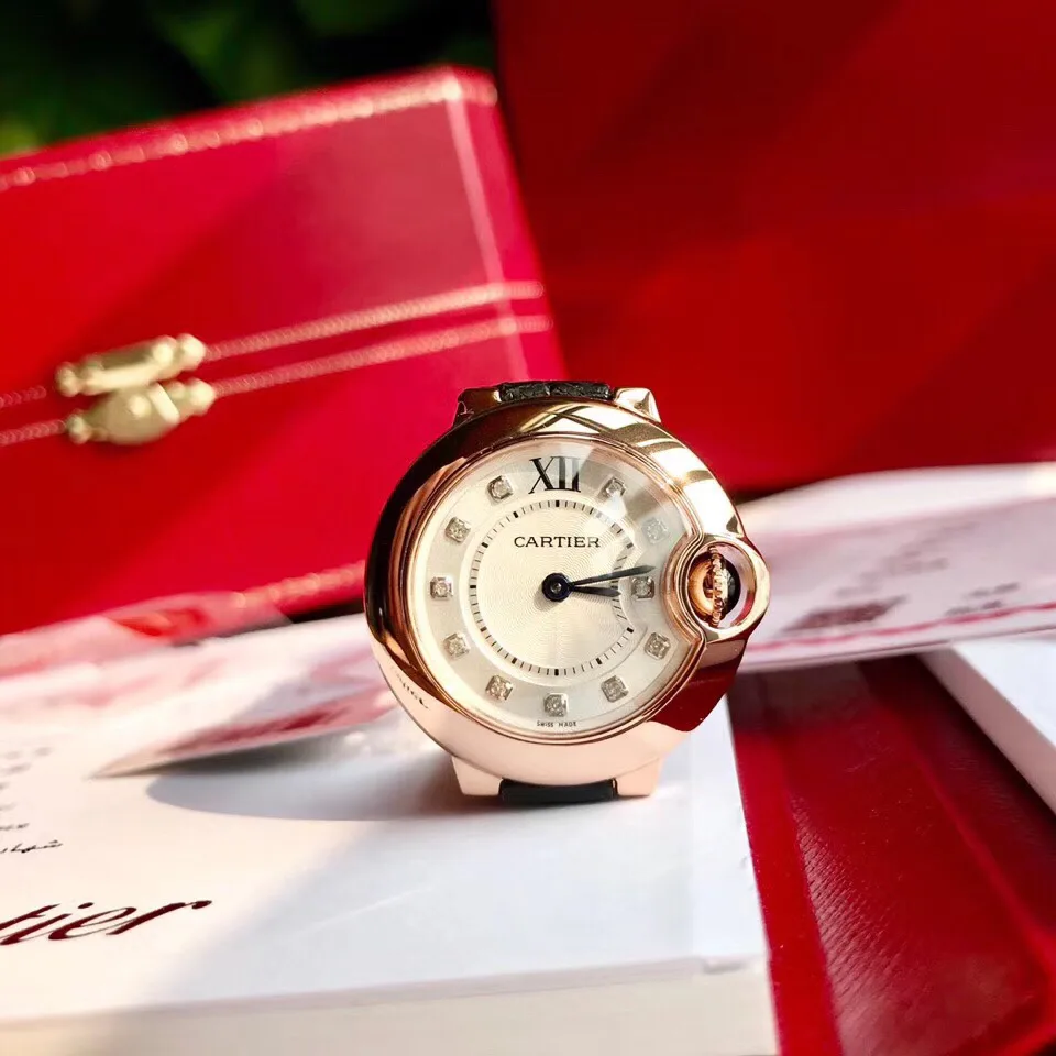 Women's Watches CARTIER 17638271