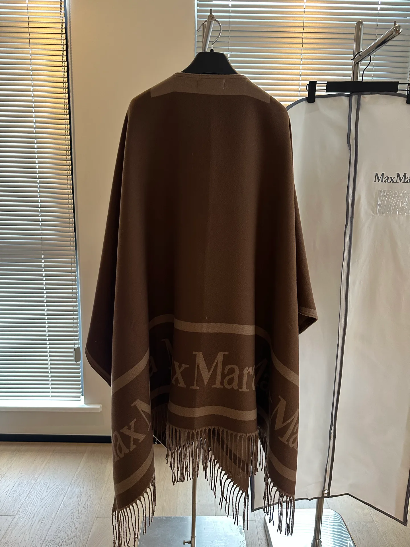 Women's Coats MAX MARA 17998688