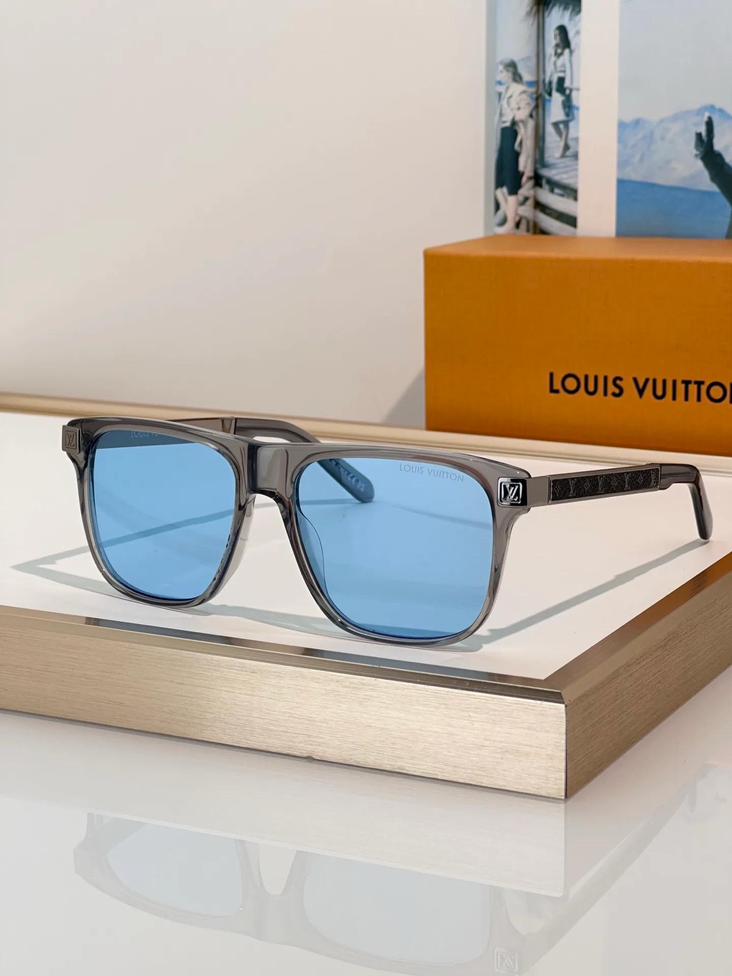 Glasses LOUIS VUITTON 18060375