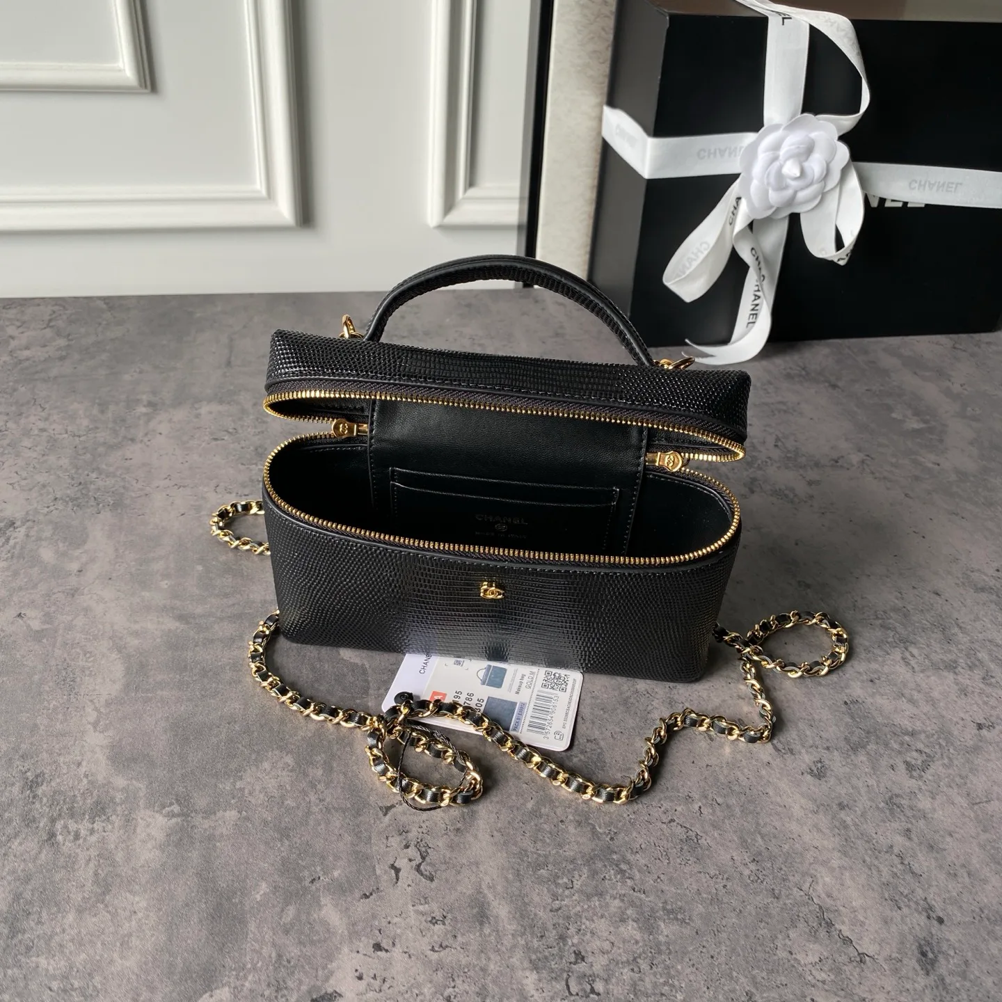 Women's Classic Handbags CHANEL 18058257