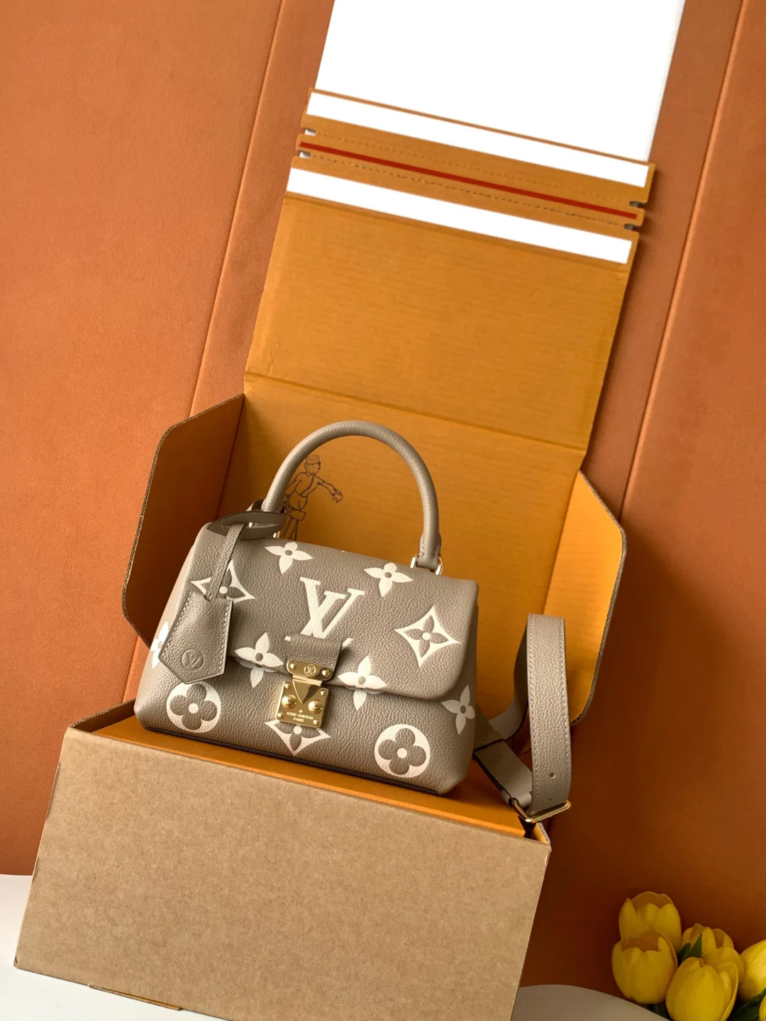 Women's Classic Handbags LOUIS VUITTON 18520970