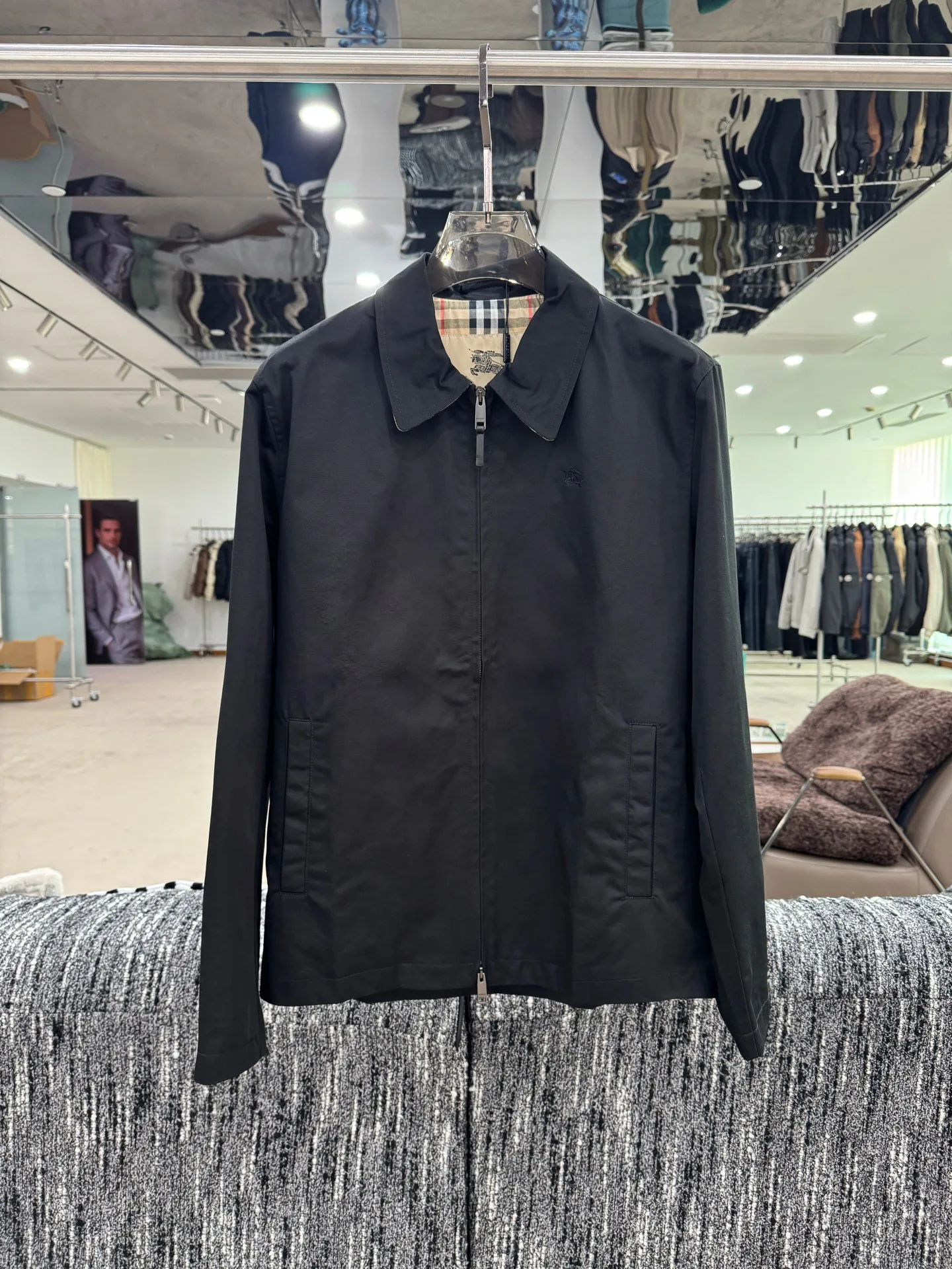 Men's Jackets And Down Jackets BURBERRY 18084190