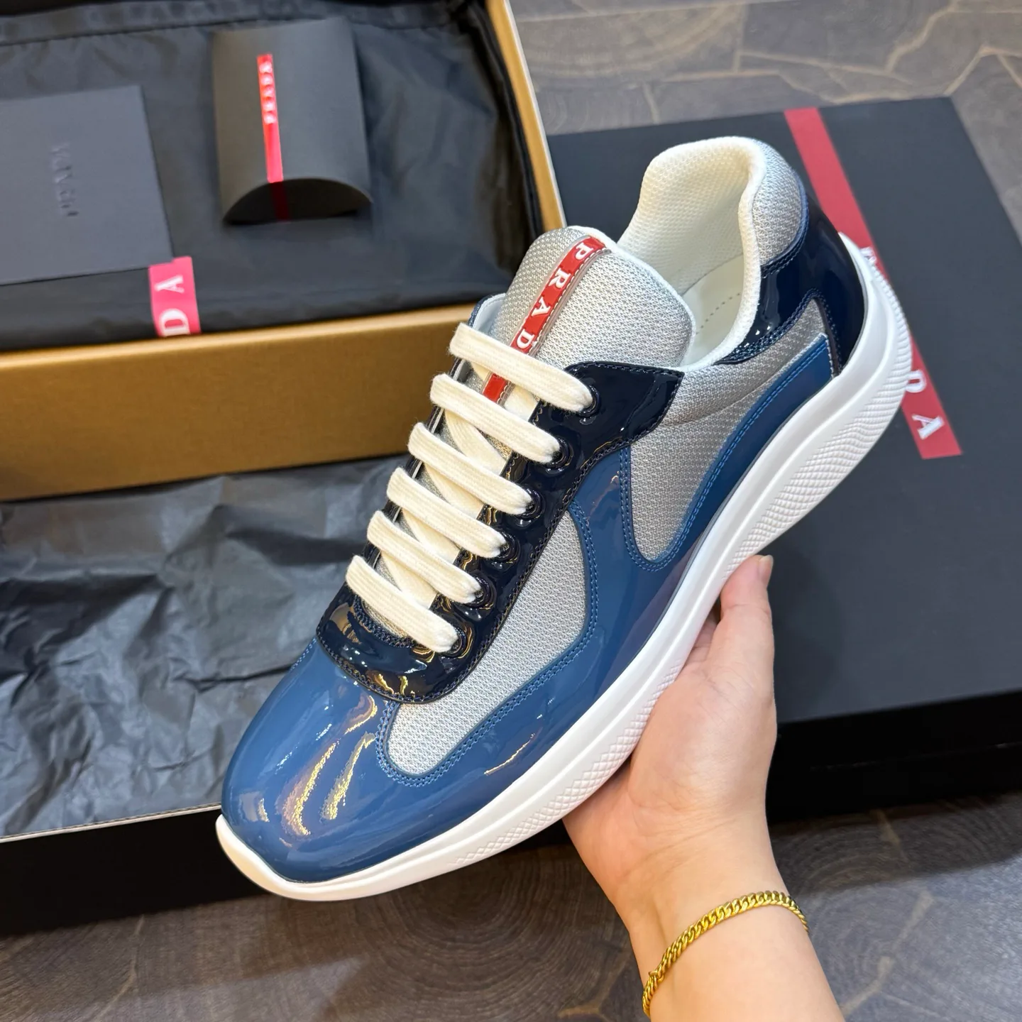 Women's Sneakers PRADA 18267046