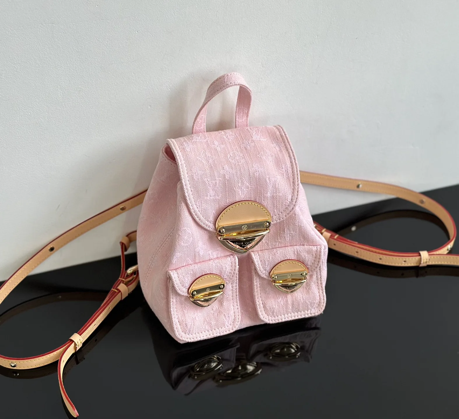 Women's Backpacks LOUIS VUITTON 18376511